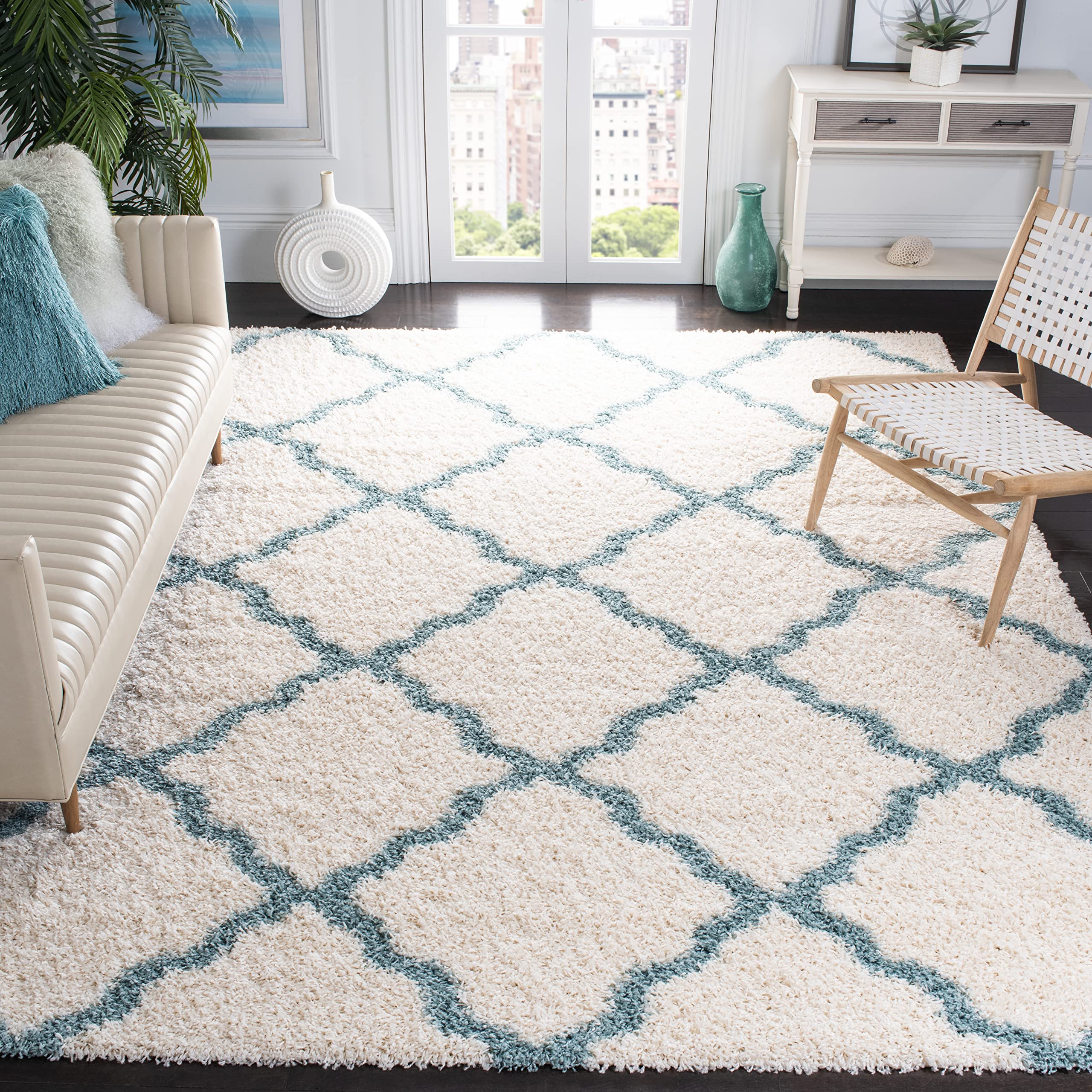 SAFAVIEH Area Rug 8x10 - Dallas Shag Collection - Large - Ivory & Light Blue, Trellis Pattern, Non-Shedding & Easy Cleaning, Plush Thick Pile, Ideal for Living Room, Bedroom, Dining Space (SGD257J)