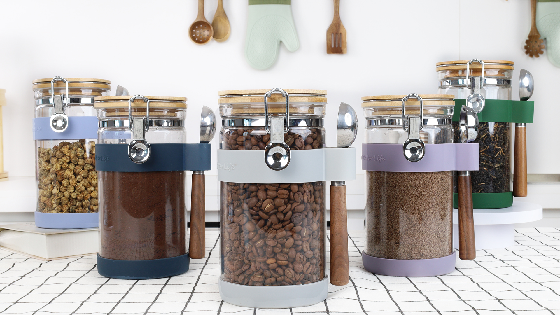 Amazon｜コーヒーキャニスター スプーン付き コーヒー豆 保存容器 400g
