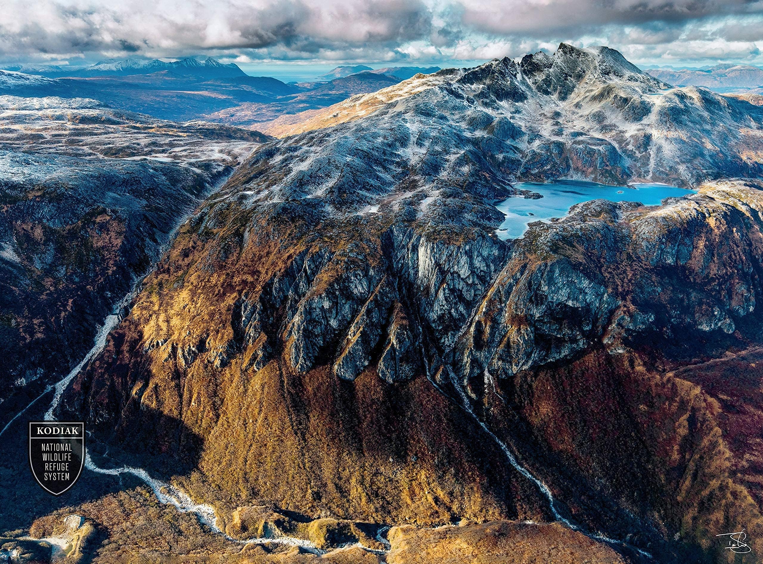 Jigsaw Puzzle Ian Shive: Refuge - Kodiak, 1,000 Pieces, 20" x 27" - with Exclusive Book - Great for Photography & Nature Fans