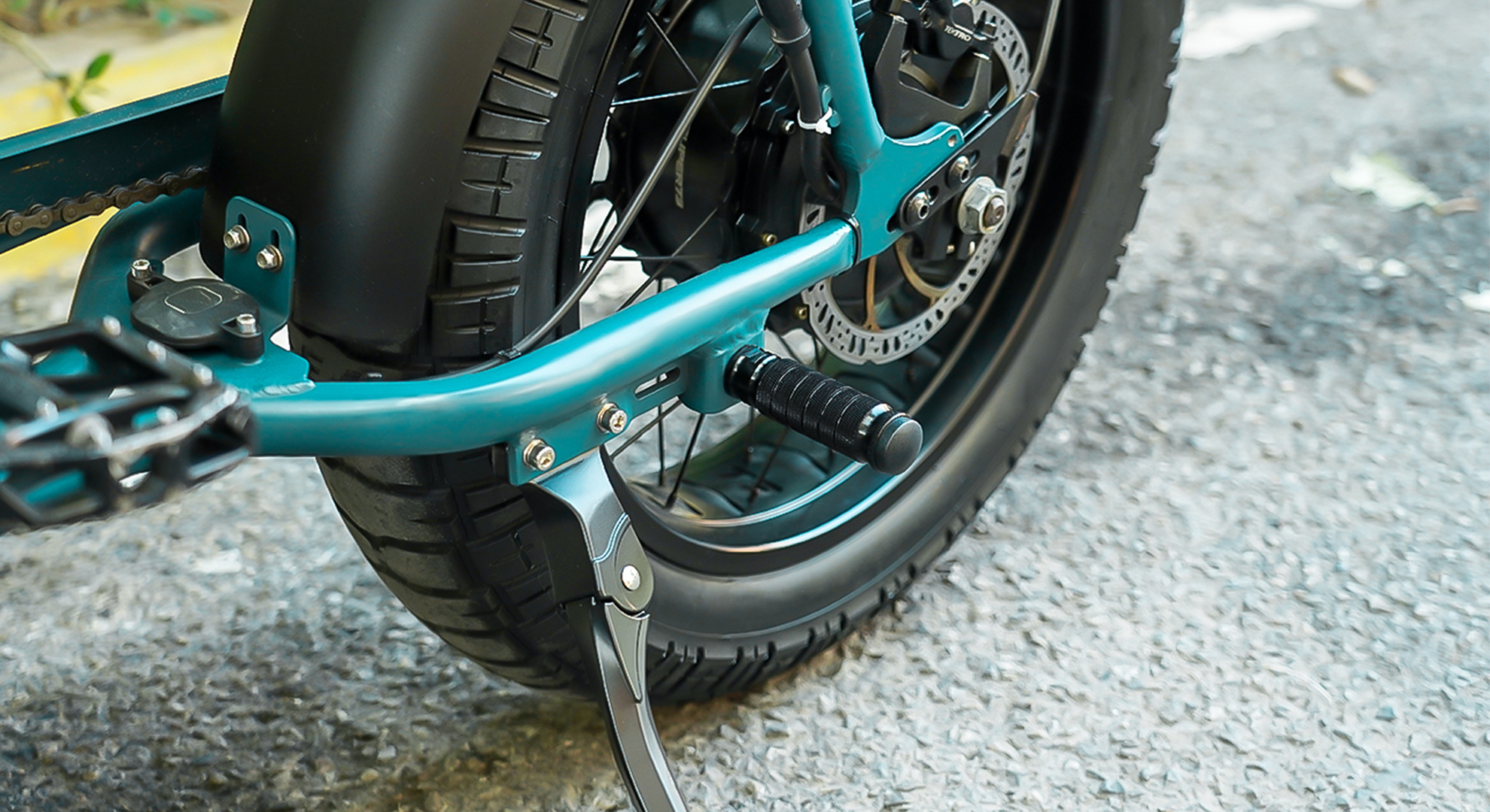 Amazon.com: YIBEICO Foot Pegs for Super 73 S2/ZX/RX/S