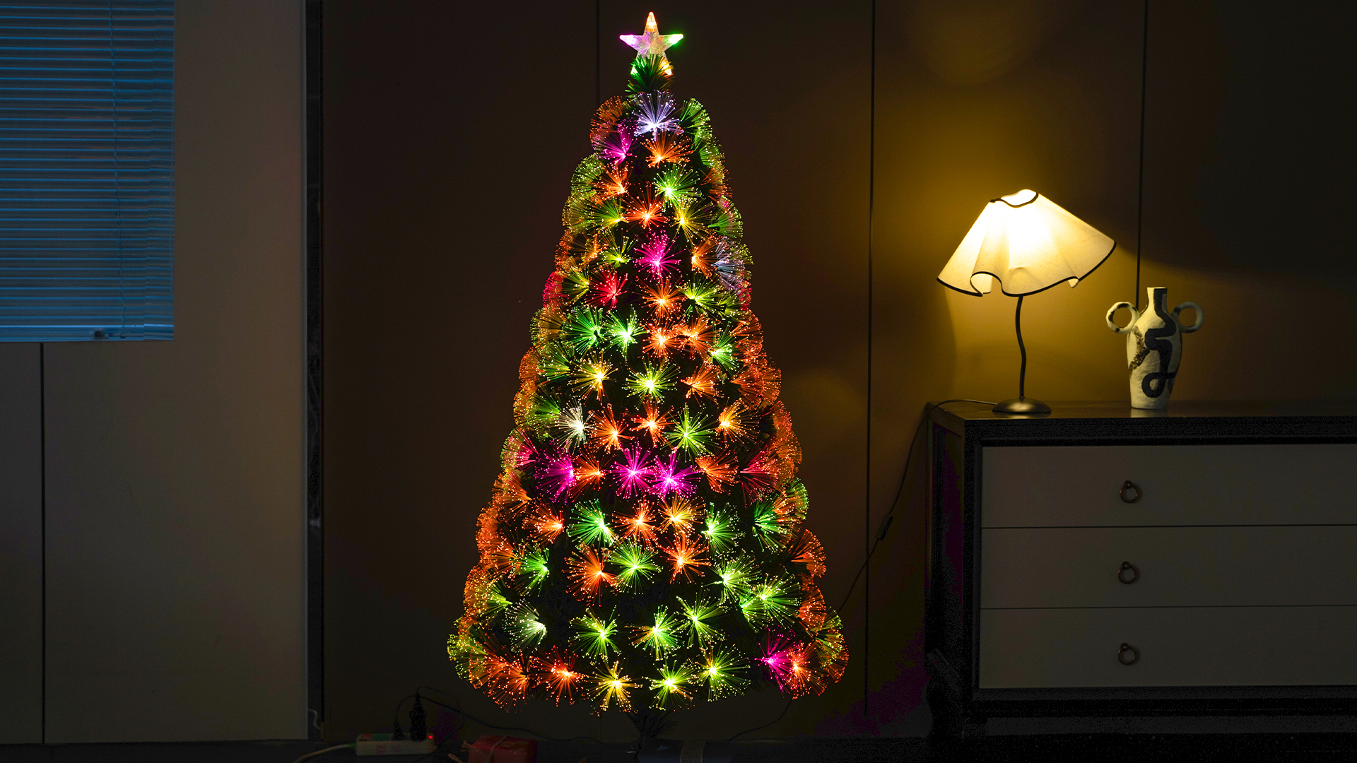 Amazon.com: SINTEAN 5ft Fiber Optic Christmas Tree, Pre lit