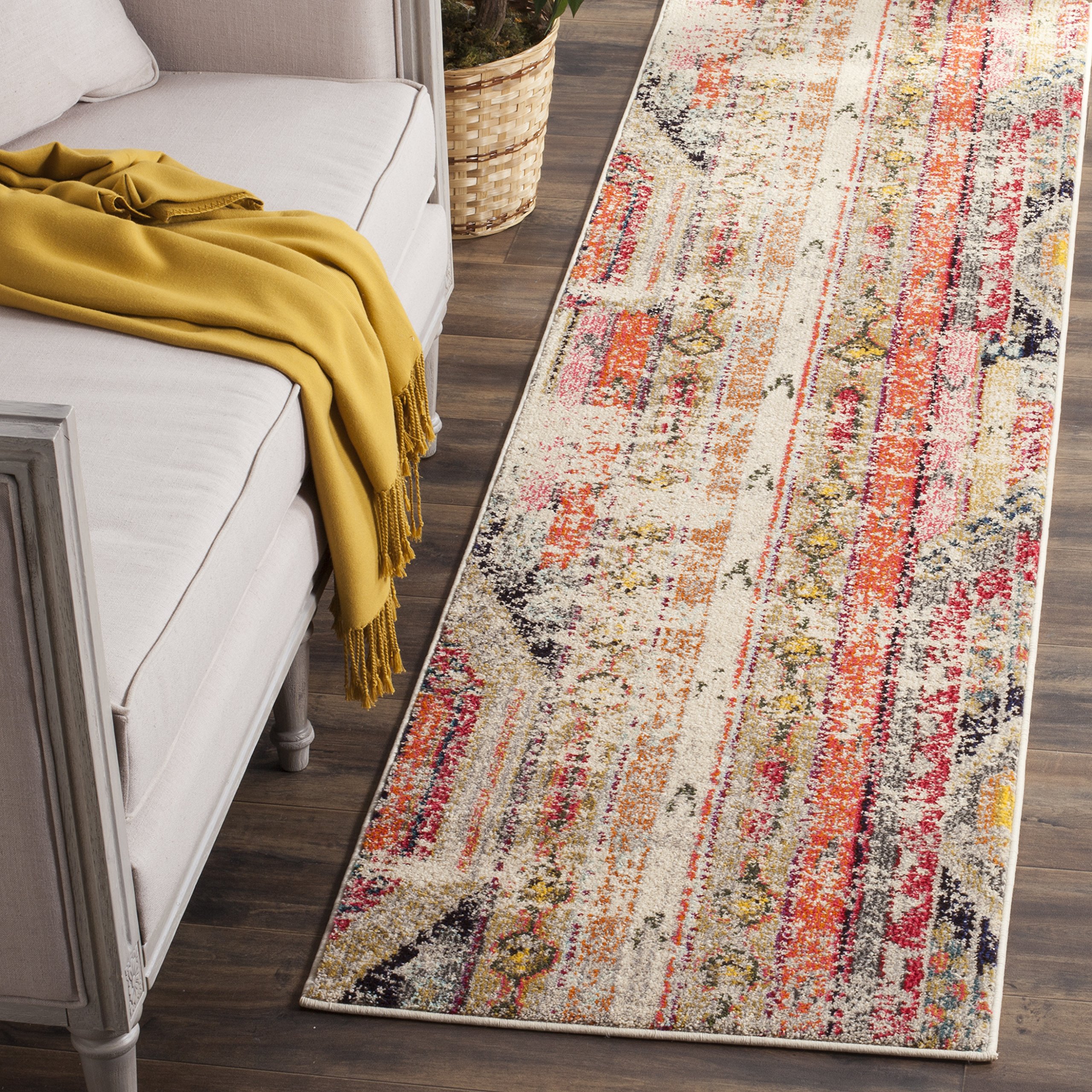 Alfombra multicolor boho para crear un comedor acogedor y moderno