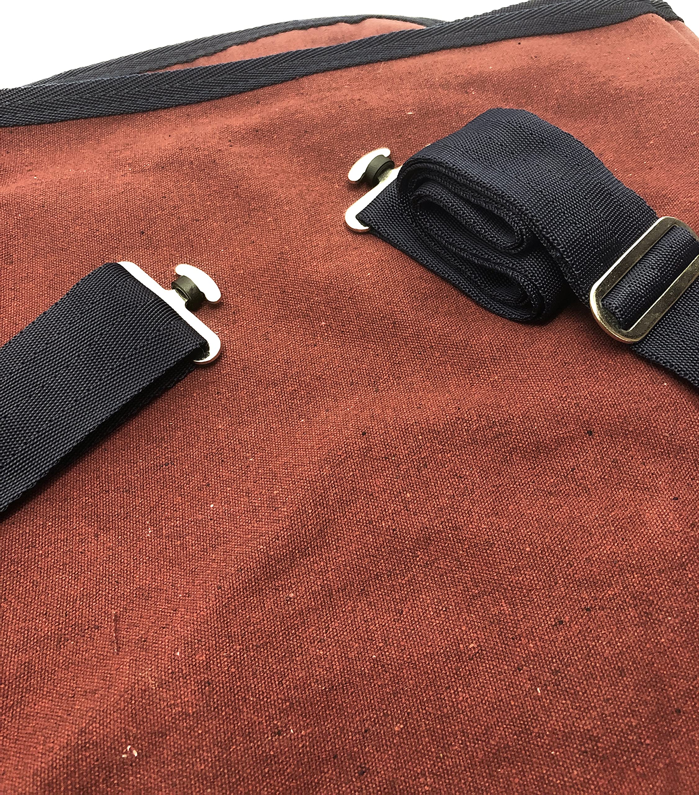 Horses, Coperta da Box per Cavallo in Cotone Modello Maddy 2, Leggera e Traspirante per Primavera e Estate, con Cinghie e Copricoda, BORDEAUX/BLU-135 cm
