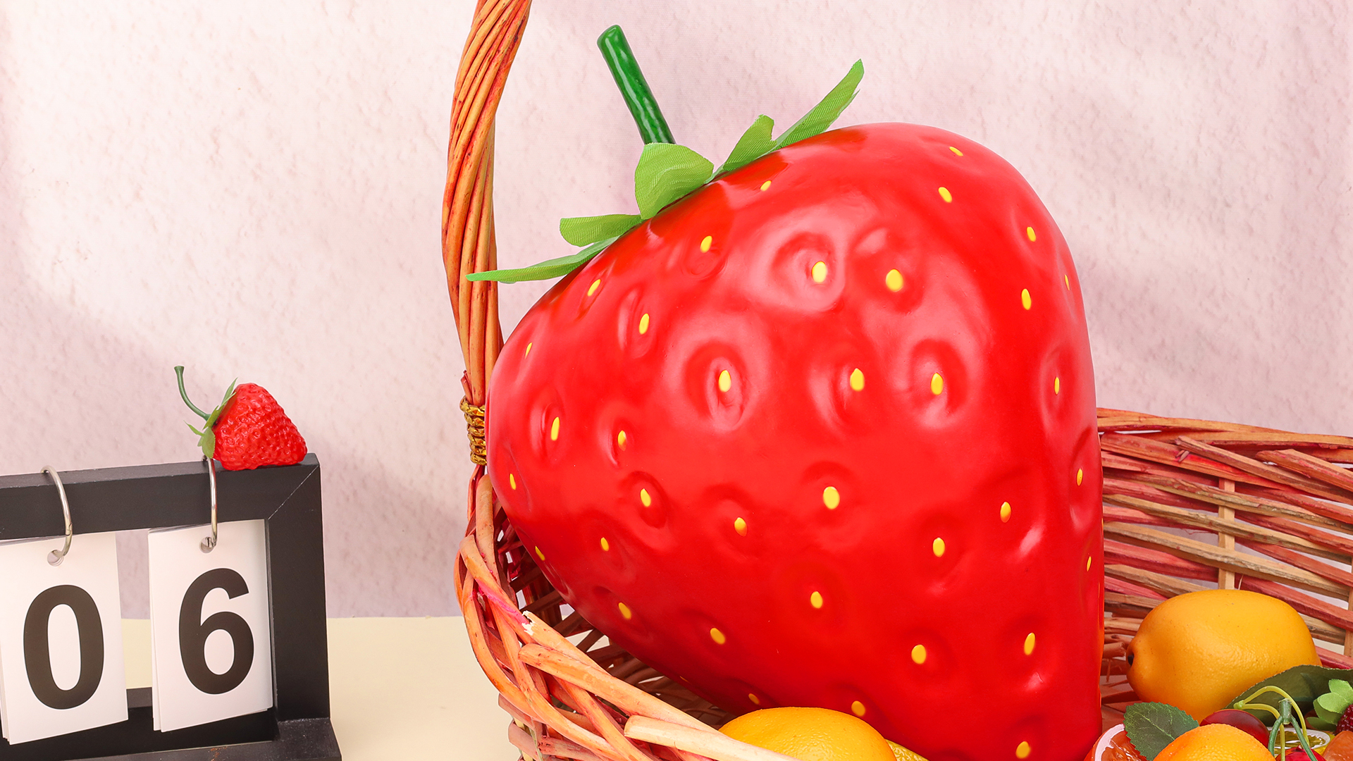 Amazon.com: Woration 13inch Artificial Large Red Strawberry
