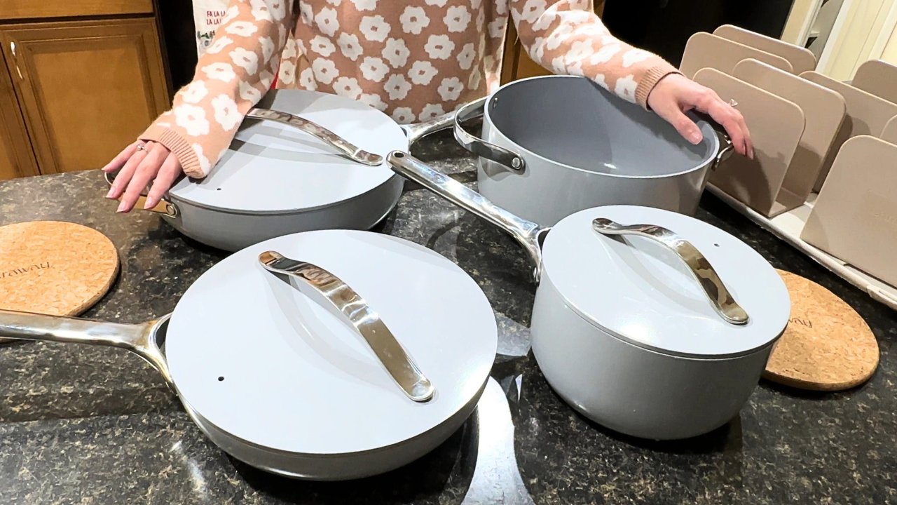 キャラウェイ Caraway 鍋 フライパン 4点セット 美品 鍋敷き2点付き Watch EVERYTHING To Know Before Buying the Caraway Cookware Set on