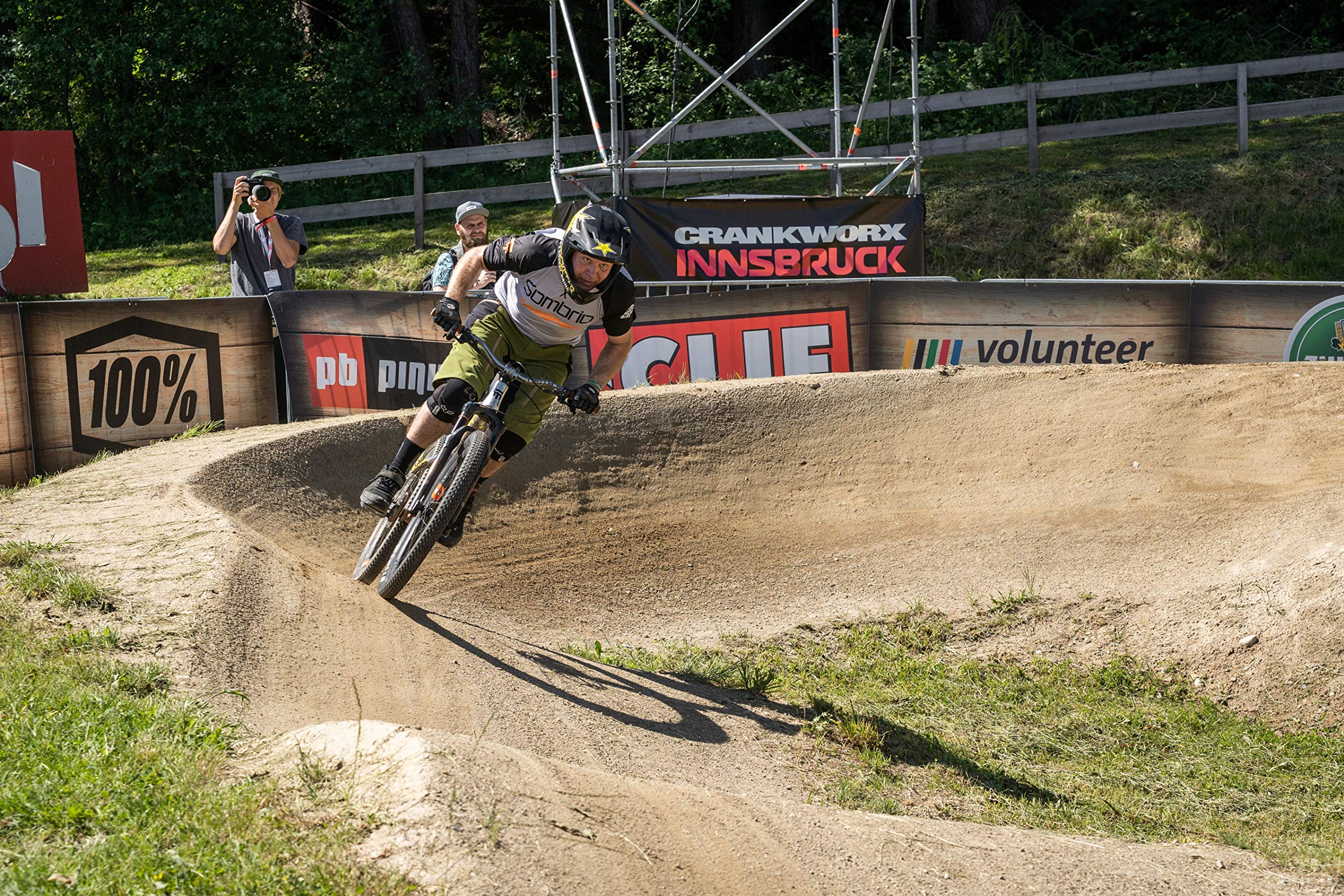 mongoose men's fireball 8 speed