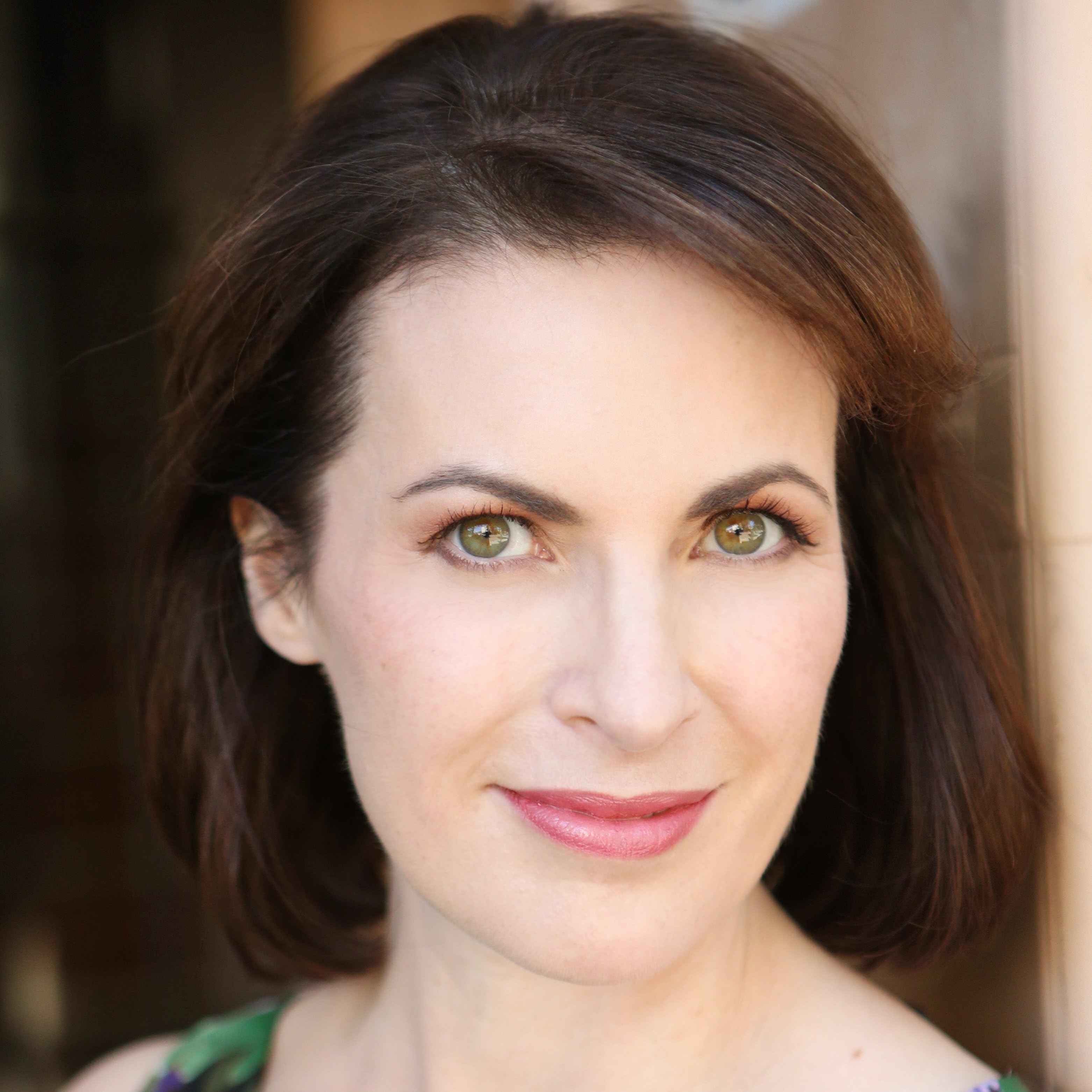 лиза клейпас в молодости. Lisa kleypas. Lisa kleypas. клейпас ангел севера. лиза клейпас фото.