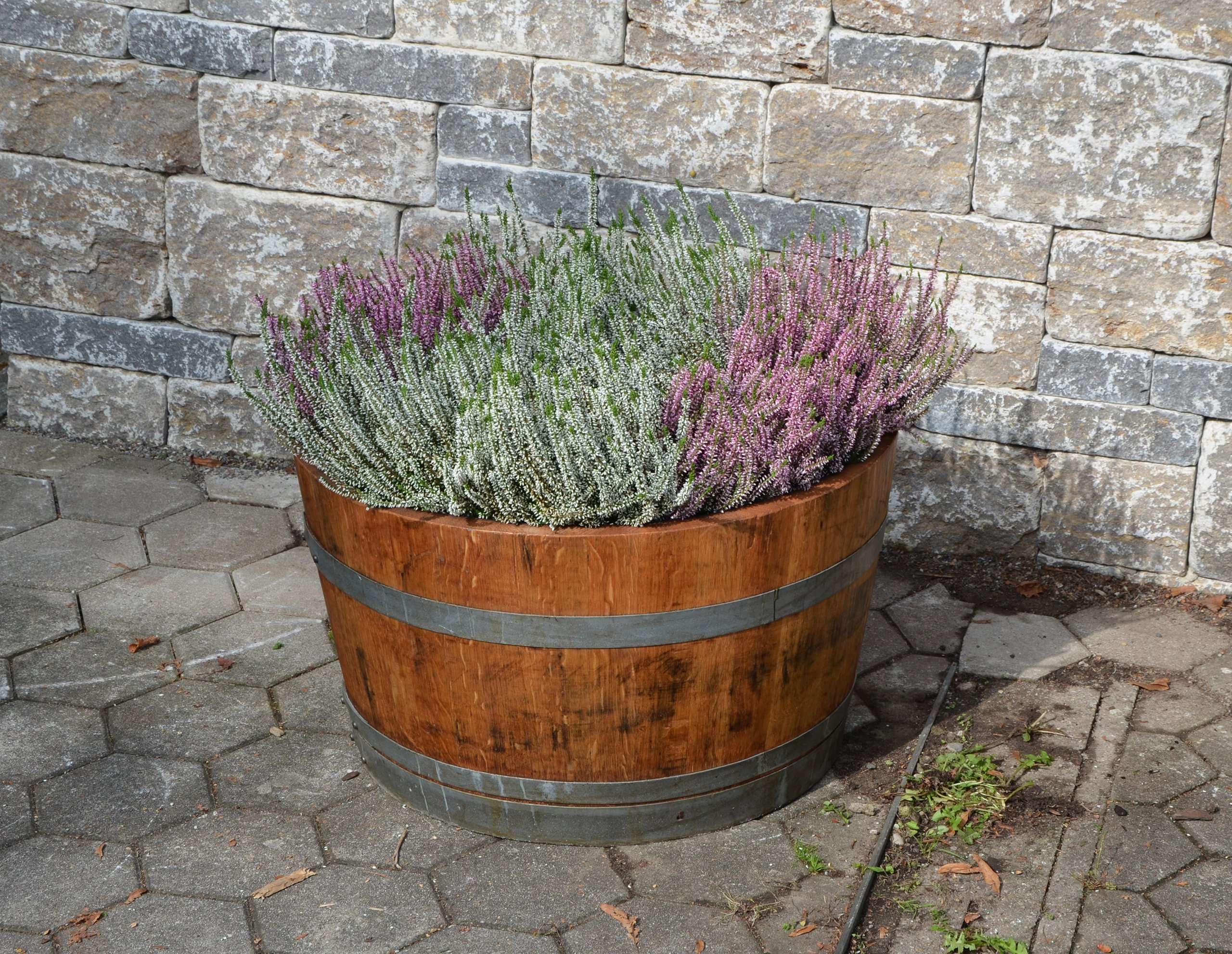 Temesso Demi tonneau de vin en Bois Naturel de chêne avec Effet huilé (avec Sangles et roleaux)