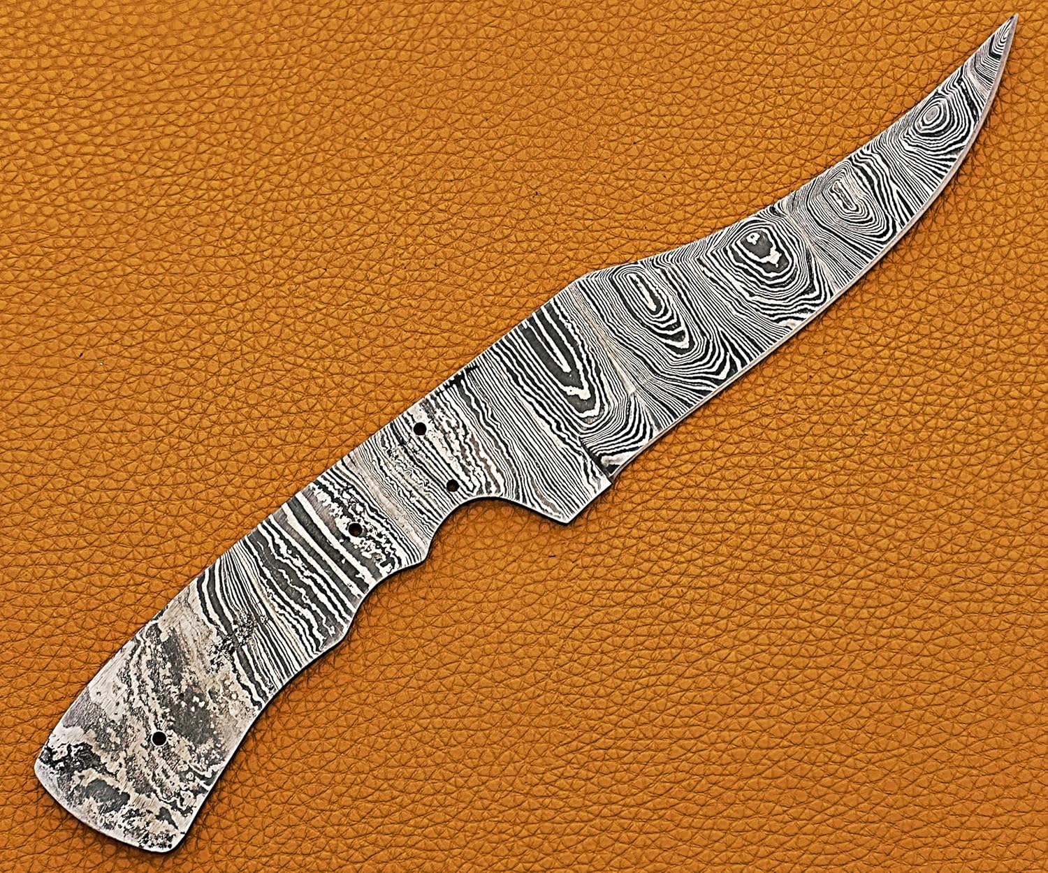 Hand Forged Twist Pattern Damascus Steel Blank Blade 10.5 Inches Kukri Point Skinning Knife, 6 Inches Blade with 5.5" Cutting Edge, 4.5" Scale Space with 4 Pin Hole
