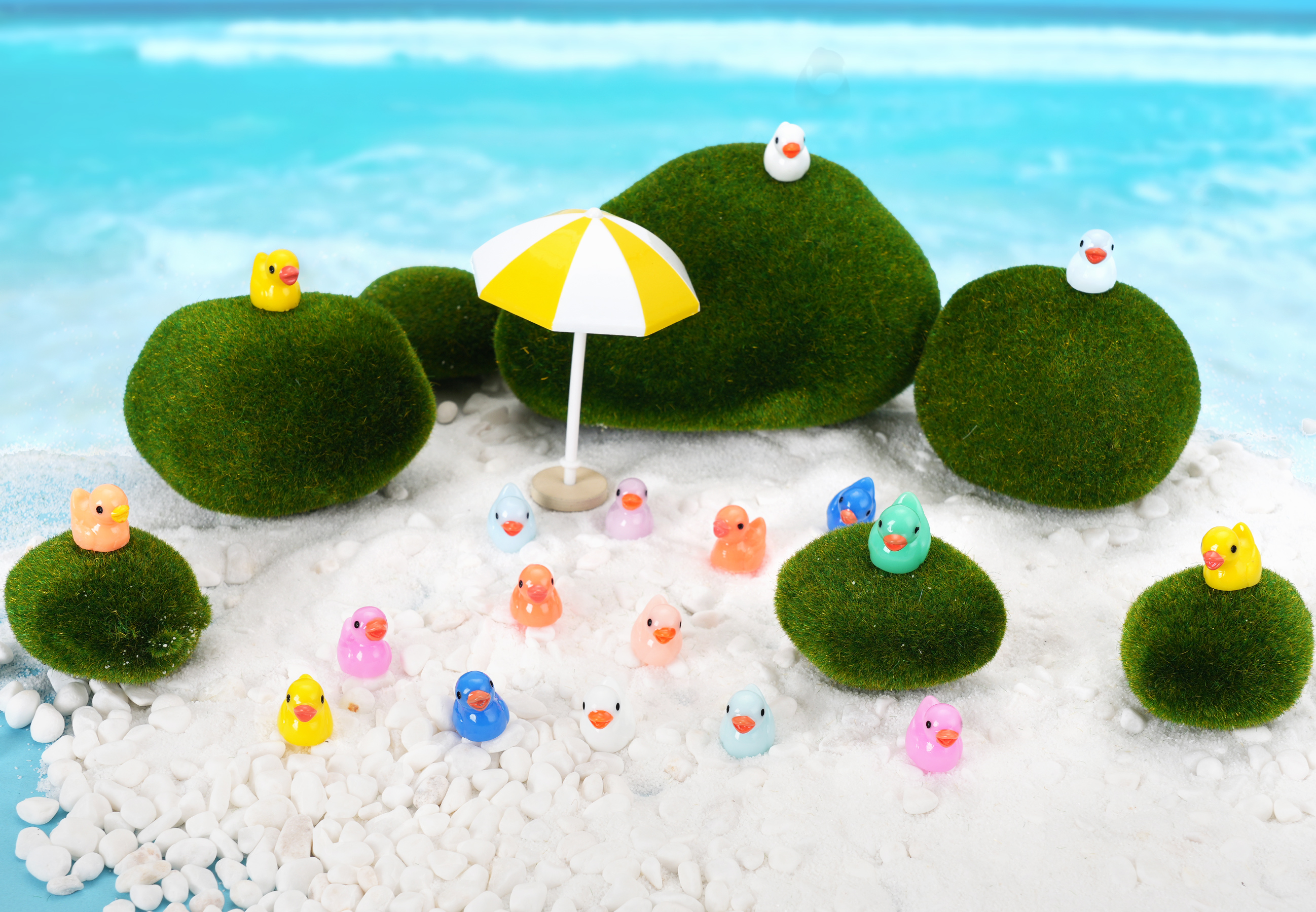 Siqiaole 12-Piece Multicolored Camouflage Mini Ducks - Sparkling Crystal Duck Figurines For Decor