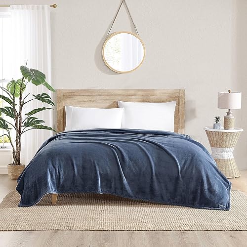Tommy Bahama - Manta King, ropa de cama de vellón de felpa ultrasuave, ropa de cama inspirada en la costa (azul medio, King)