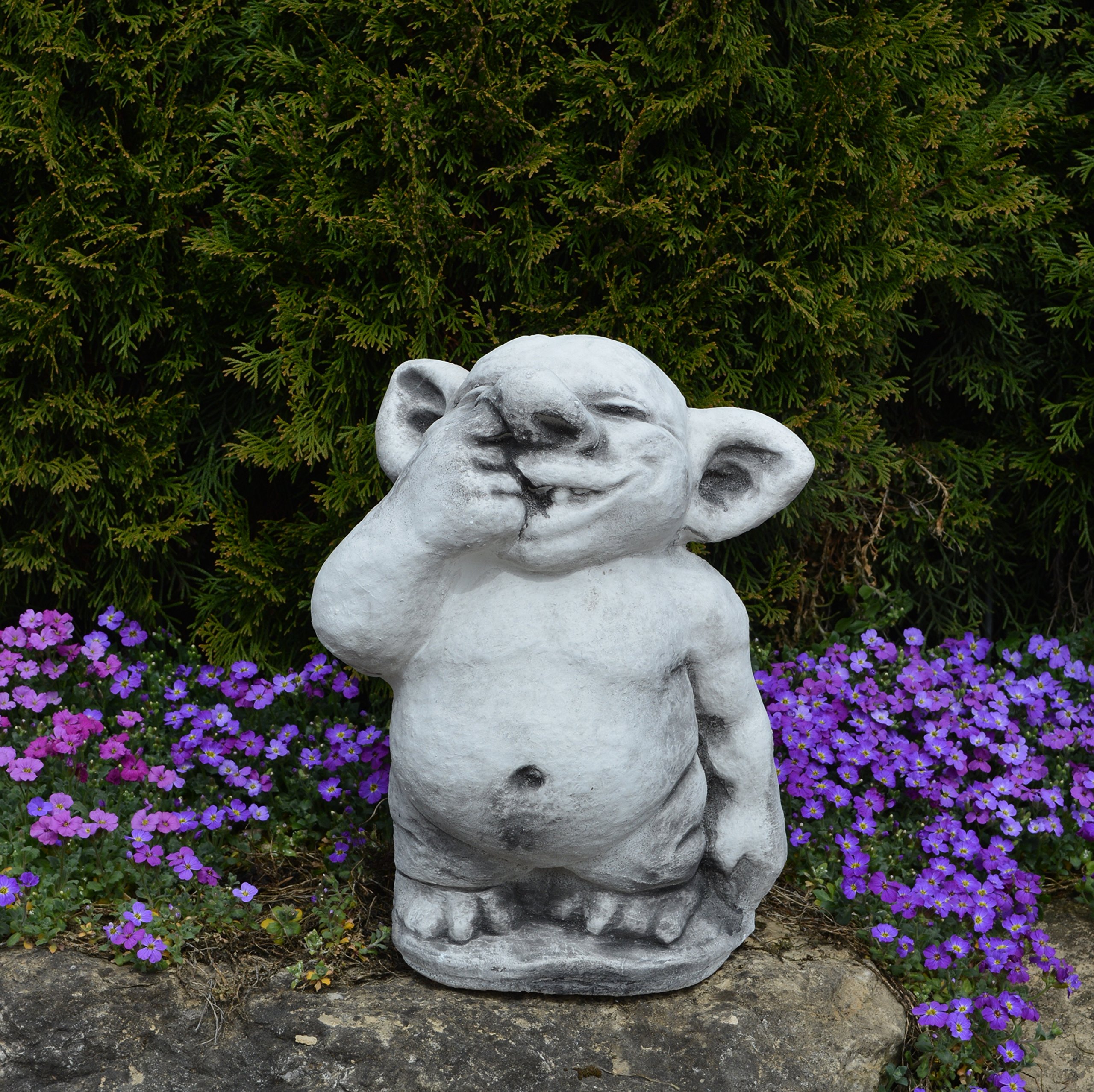 gartendekoparadies.de Lustiger XXL Riesen Troll Figur mit Finger in Nase, Höhe 31 cm, Stellfläche: 21 x 13 cm, Grau, 15 kg aus Steinguss Frostsicher für den Außenbereich