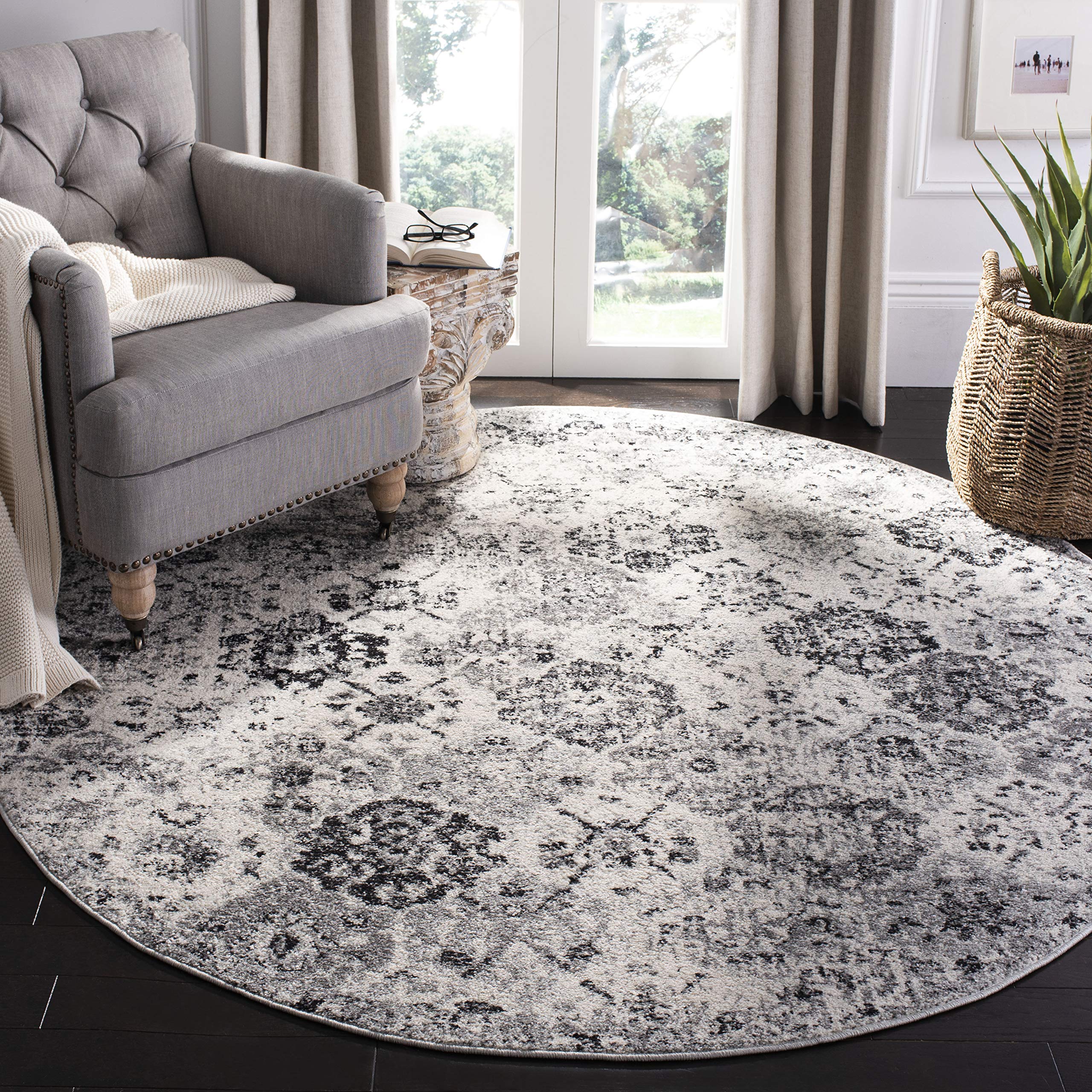 SAFAVIEH Madison Collection 11' Round Silvergrey MAD611G Boho Chic Floral Medallion Trellis Distressed Non-Shedding Living Room Dining Bedroom Foyer
