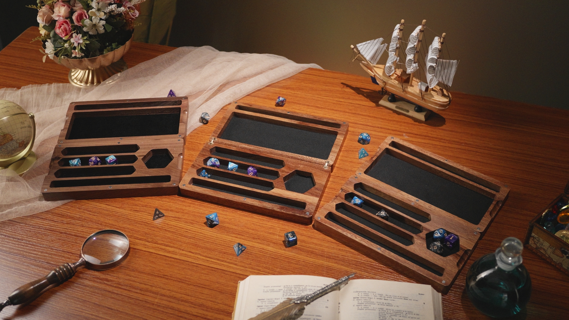 Amazon.com: Briwooody Walnut Dice Box for Tabletop RPG Games