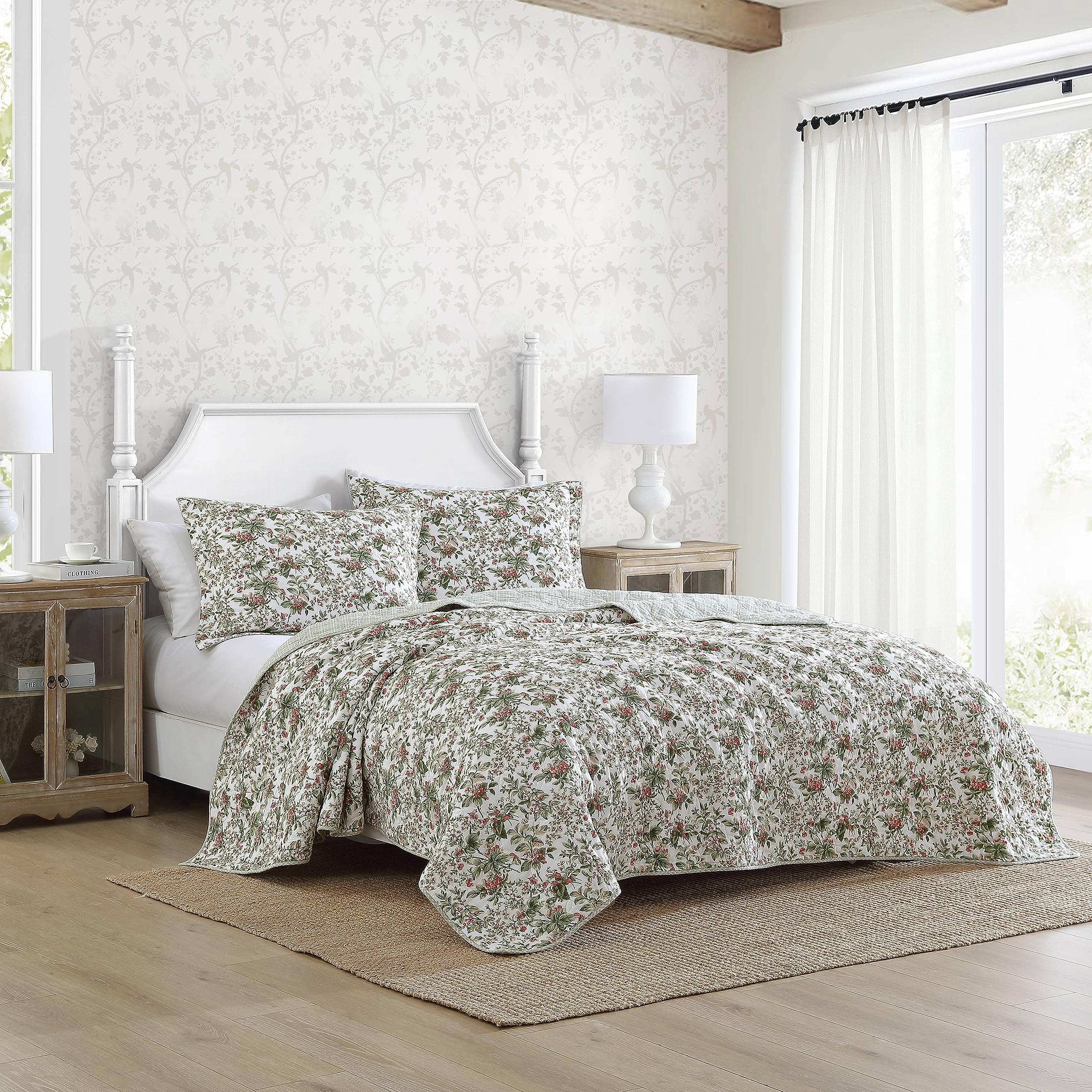 Laura Ashley - Zestaw kołder typu queen, dwustronna bawełniana pościel z pasującymi poszewkami, kwiatowa dekoracja sypialni na wszystkie pory roku (Bramble Floral Green, Queen)