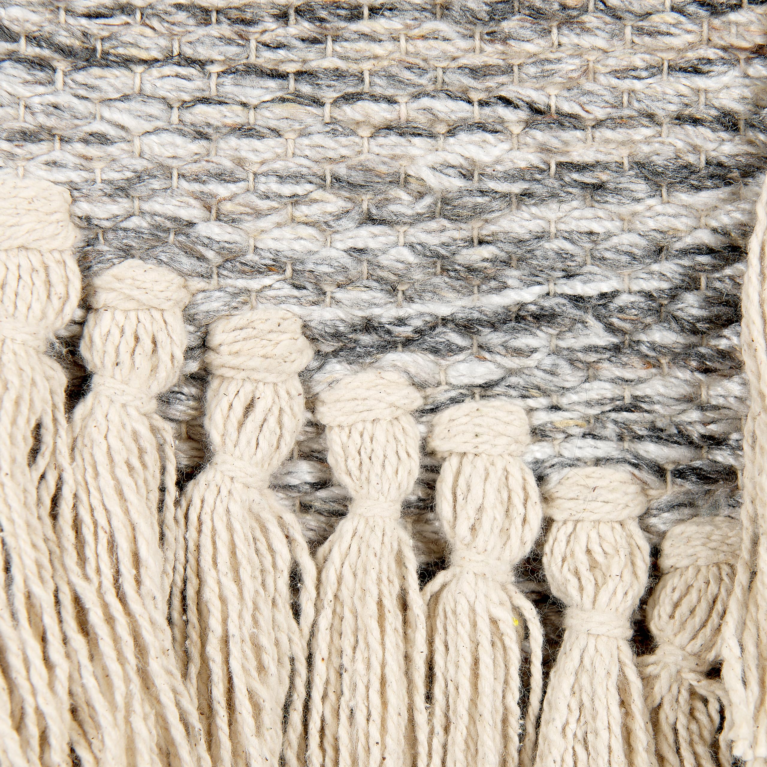 Beliani Wandbehang aus Baumwolle mit Fransen Handgewebte Boho Dekoration Beige Kotra