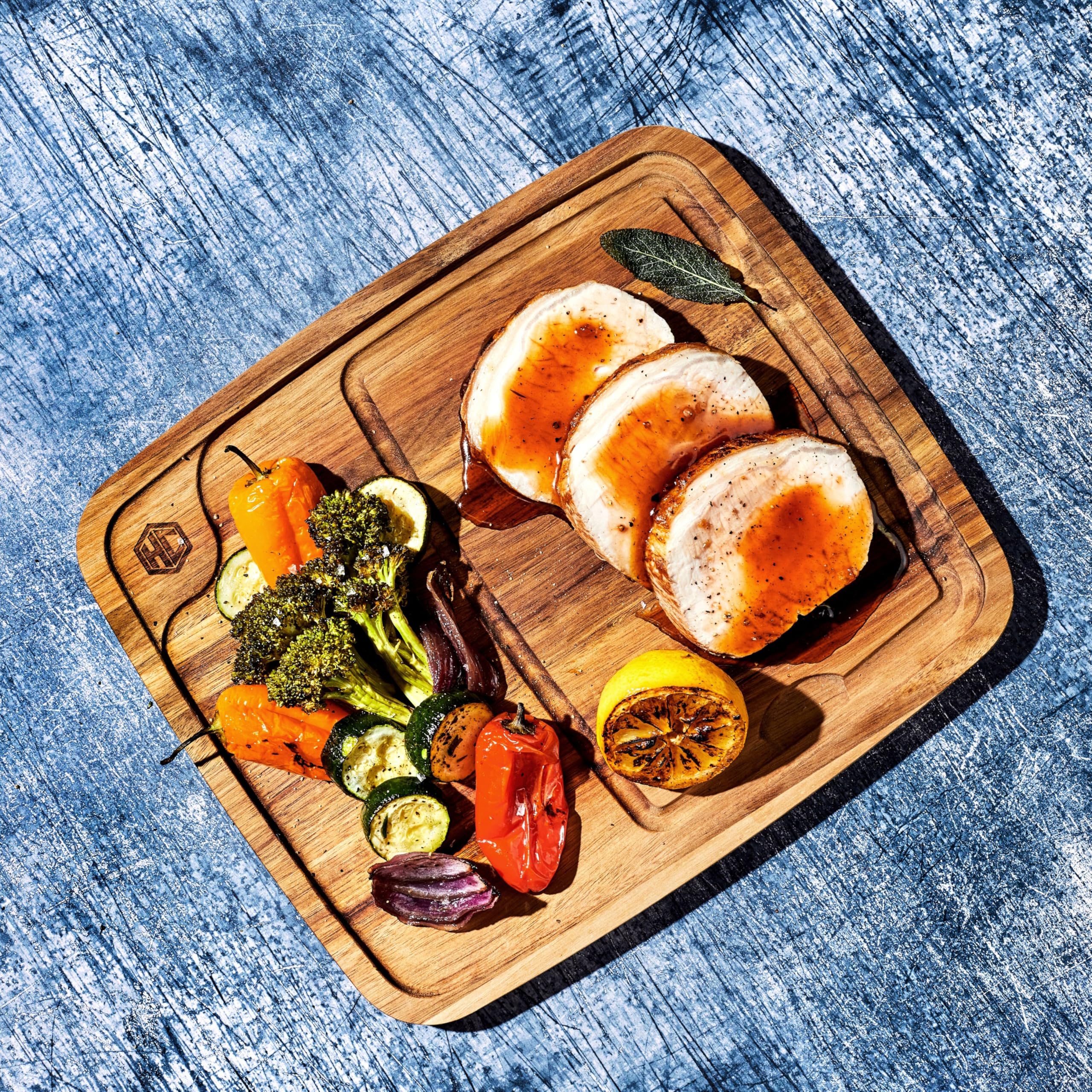 HexClad Juego de Platos para Carne de Madera Bistecca, 4 Piezas con Canal de Jugo para Carnes, Fácil de Limpiar, Liviano y Duradero