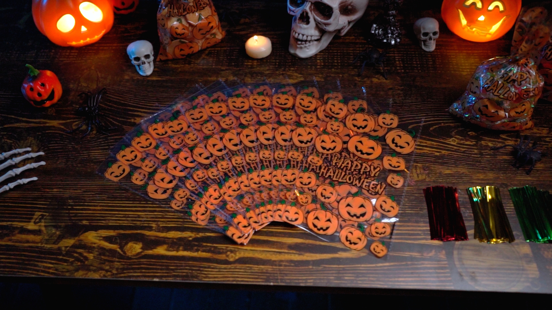 Amazon.com: HESTYA 50 Counts Halloween Treat Cellophane Bags 6 x