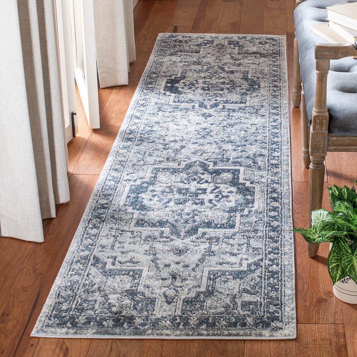 SAFAVIEH Oregon Collection Runner Rug - 2'2" x 10', Grey & Ivory, Oriental Distressed Design, Non-Shedding & Easy Care, Ideal for High Traffic Areas in Living Room, Bedroom (ORE883F)