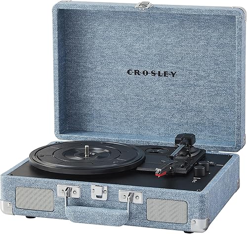 Miniatura 15 de Crosley CR8005F-WD Cruiser Plus - Tocadiscos de vinilo vintage de 3 velocidades con Bluetooth y maleta con altavoces integrados, mezclilla lavada
