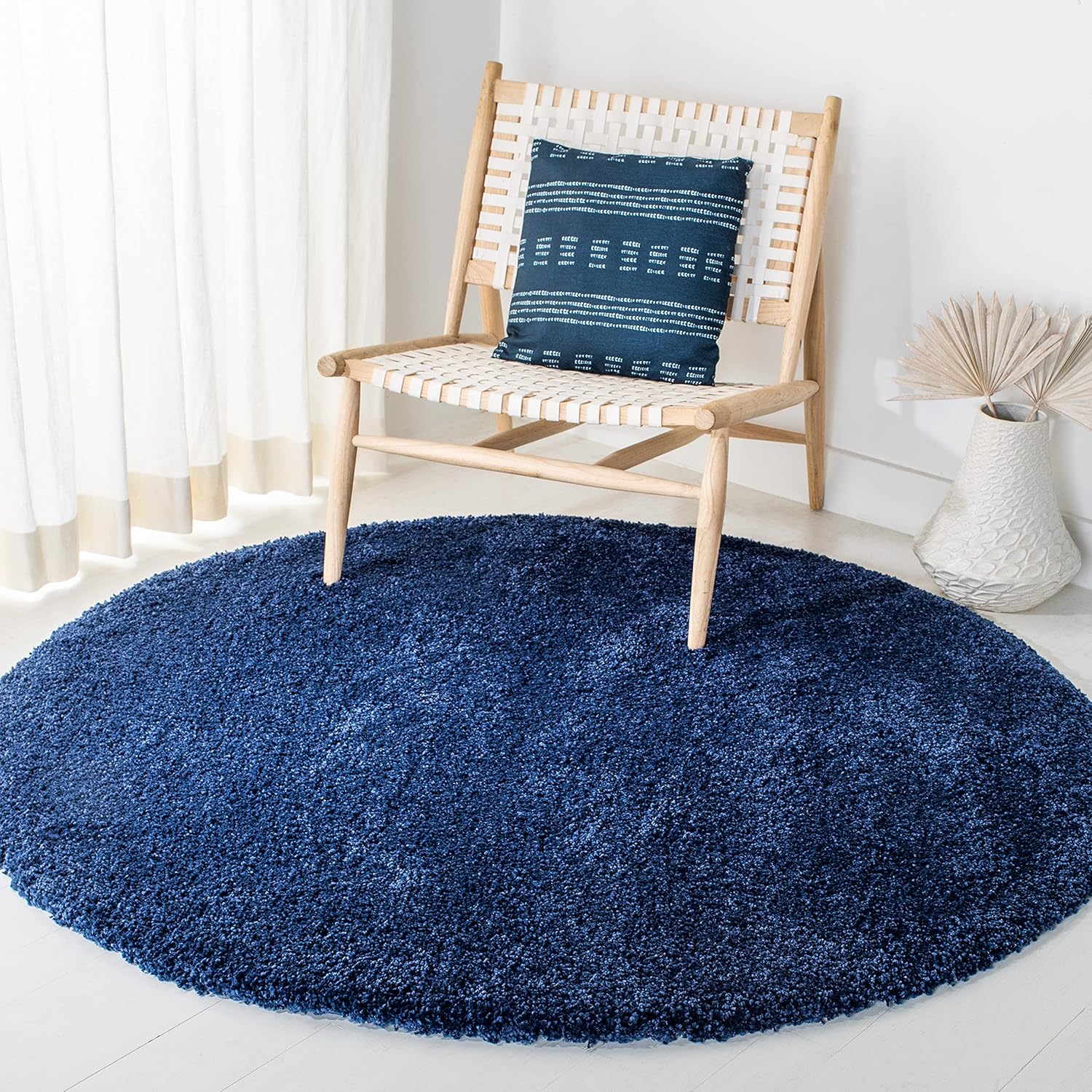 SAFAVIEH Milan Shag Collection Area Rug - 51 Round Navy Solid Design Non-Shedding Easy to Clean Plush Thick
