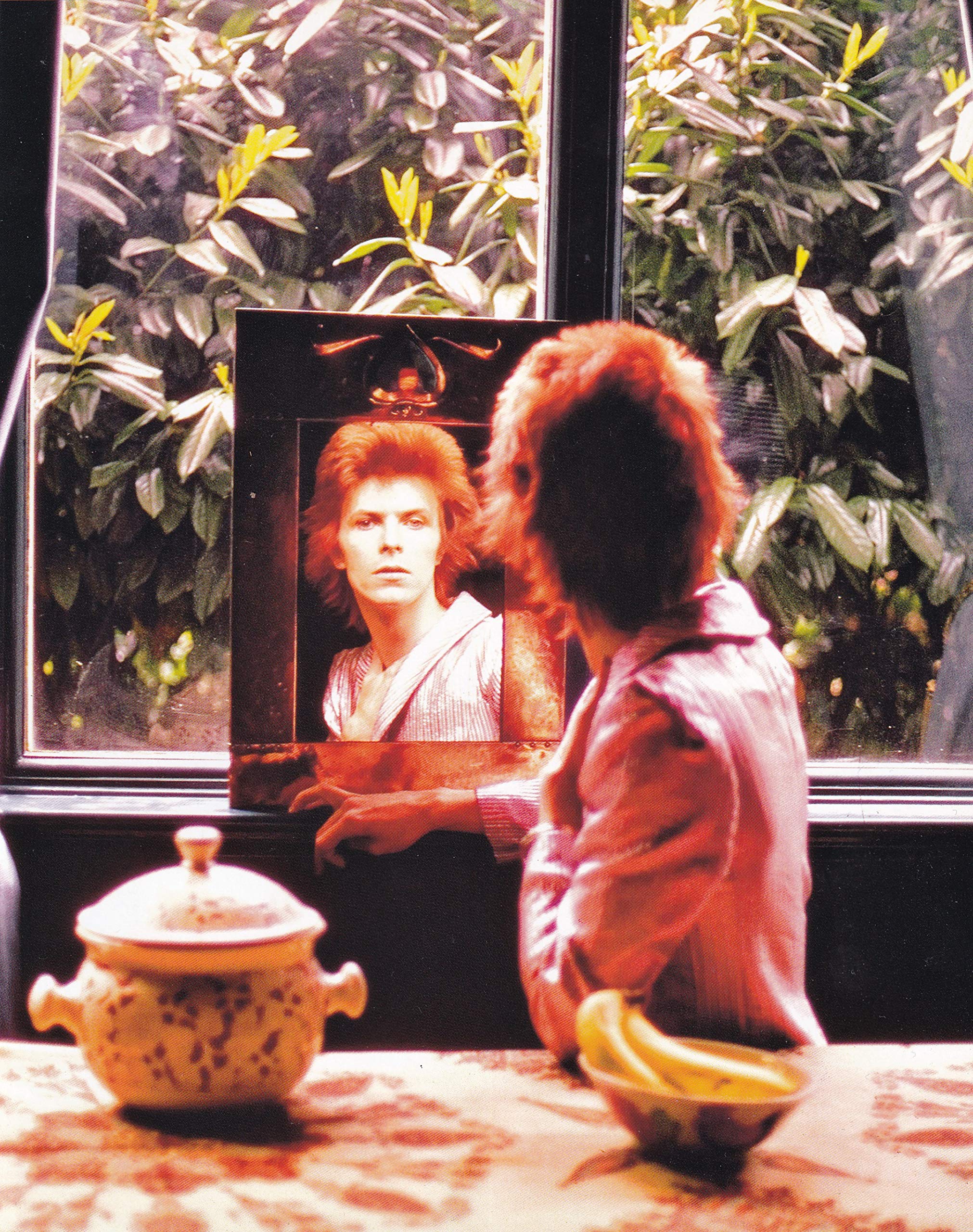 David Bowie, Haddon Hall, 1972 - Miniature Poster/Book Clipping