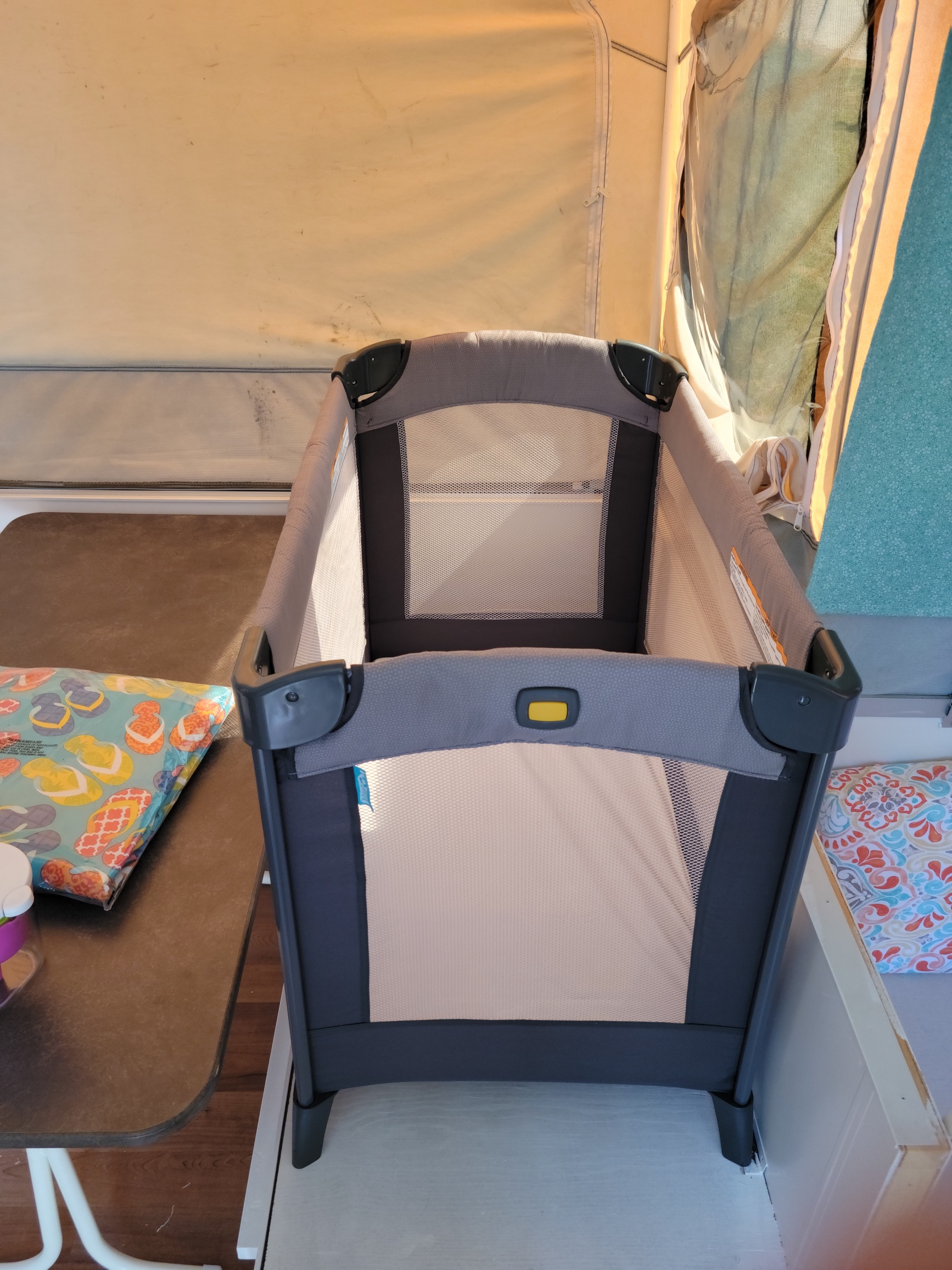 25/mo Finance Century Travel On LX 2in1 Compact Playard with