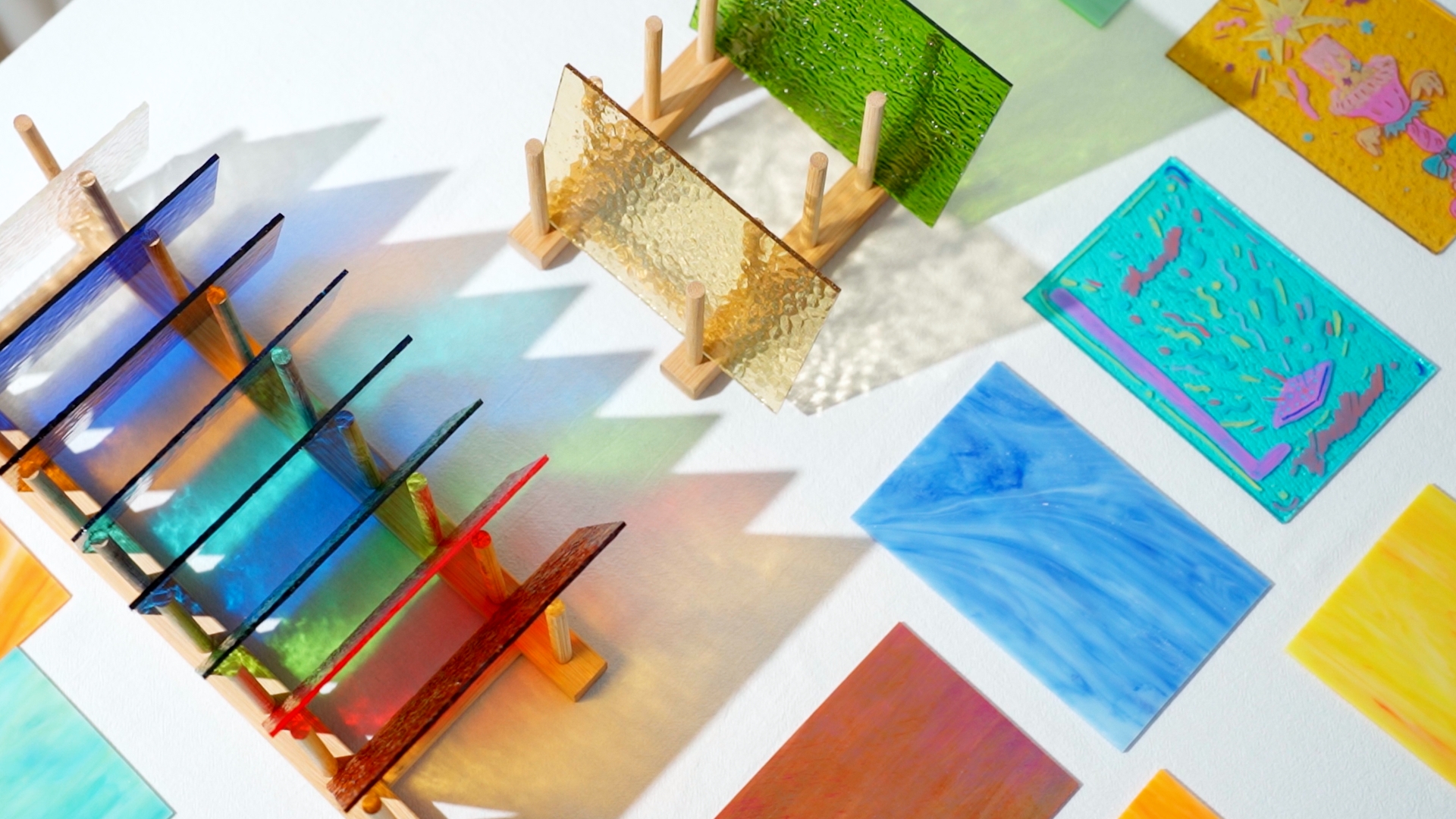 Amazon.com: Nuanchu 72 Sheets Variety Stained Glass Sheets Pack 4