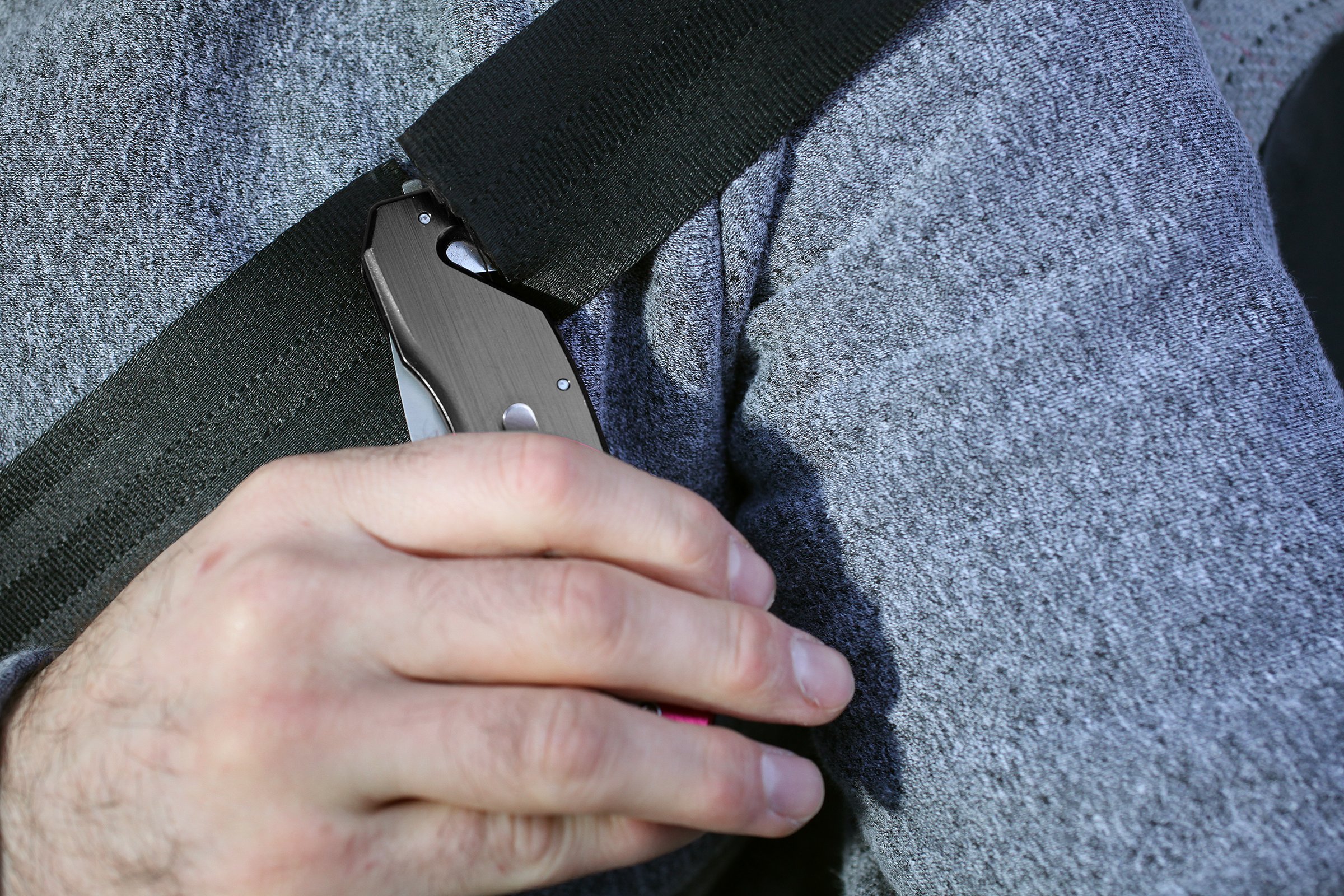 kwb cuchillo de rescate con cortador de cinturón y rompecristales, extra afilado, cuchillo de emergencia con hoja de 90 mm