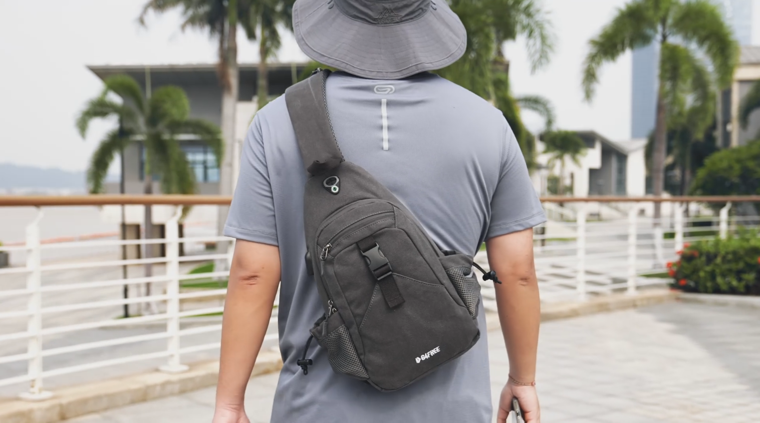 Canvas Sling Bag Crossbody Backpack with USB Port RFID Hiking Daypack Chest Bag Geestock Men main image 4
