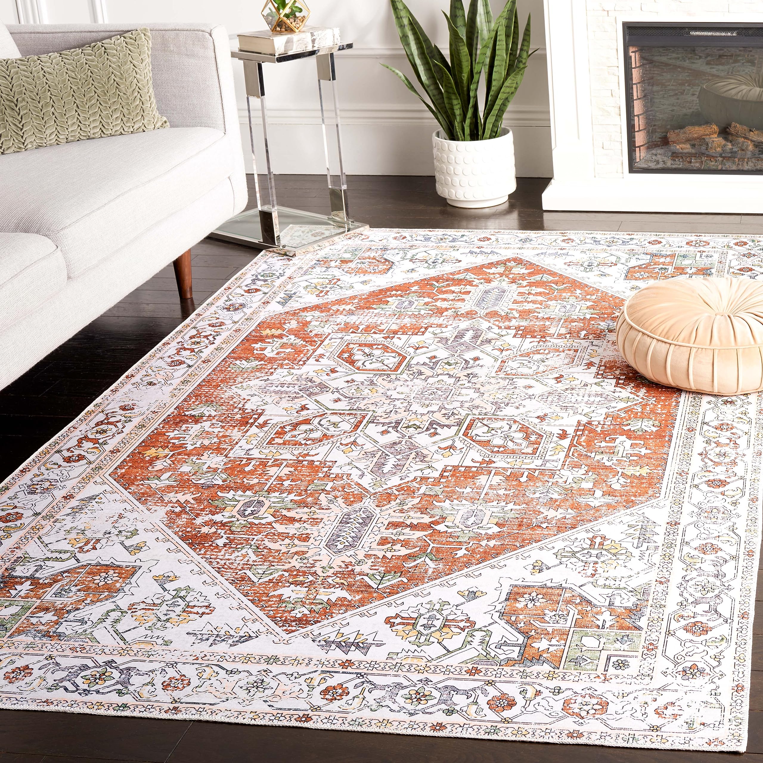 Safavieh Distressed Rug Ideal for High Traffic Areas, Machine Washable and Non Slip, Arizona Collection, Short Pile