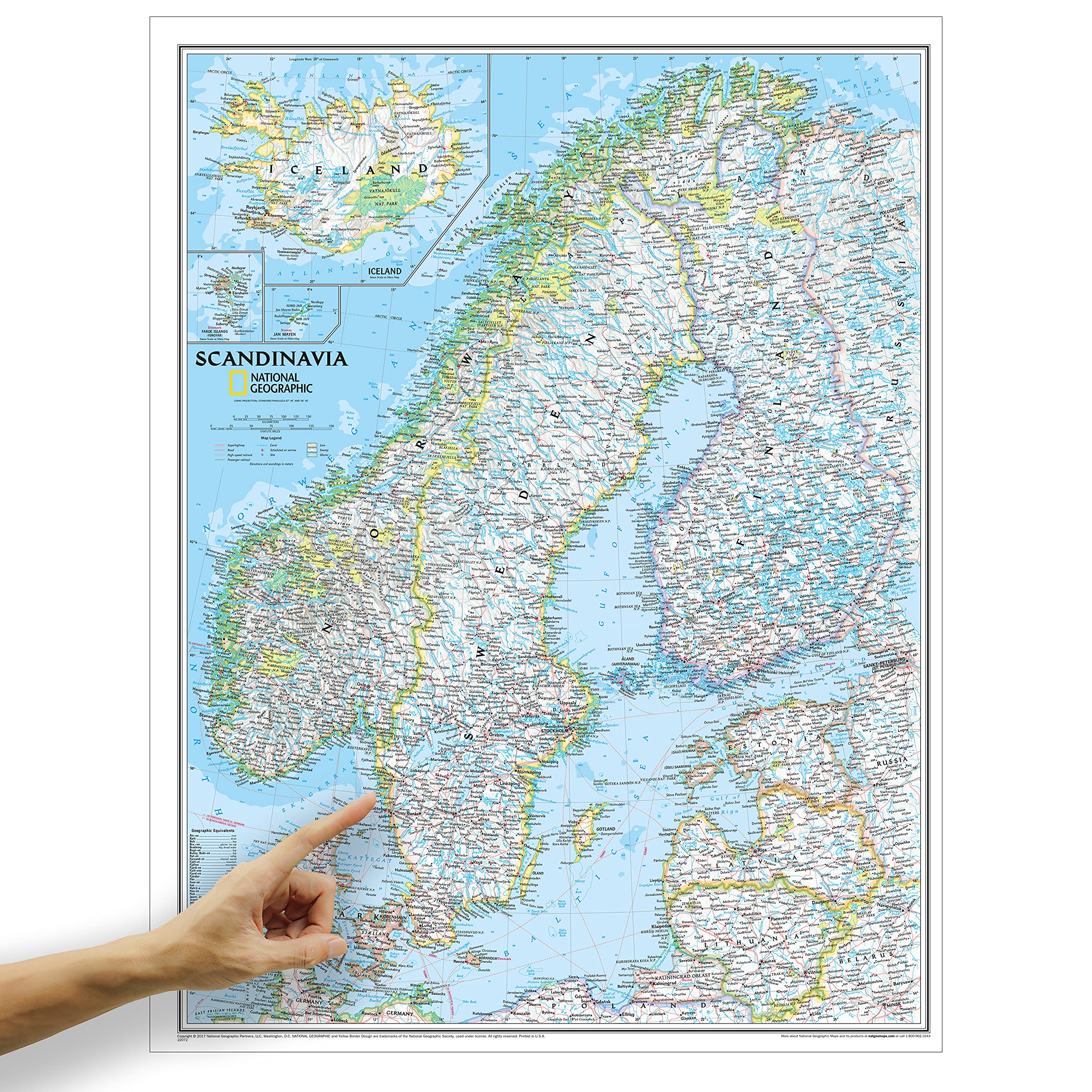 ORBIT Globes & Maps - Skandinavien Landkarte, Kartenbild von National Geographic - Landkarte classic beidseitig laminiert, Aktuell 2026, 58 x 76 cm, englisch