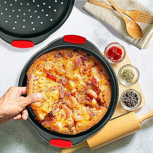 Miniatura 27 de NutriChef NCBPIZ1 Bandeja antiadherente para pizza de 13 pulgadas, bandeja redonda de acero al carbono antiadherente para hornear pizza con agujeros