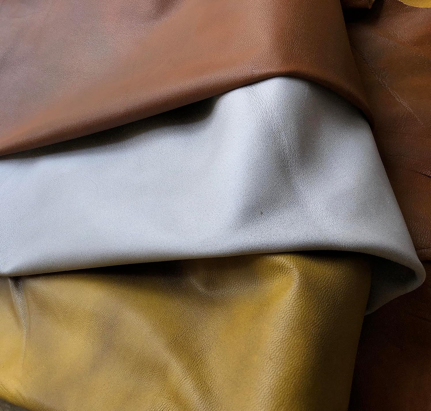 White Distressed Crazy Horse Nappa Sheepskin Leather Hide 0.8mm – Full Grain Whole Hide No Holes for Crafting (6–7 sq.ft)