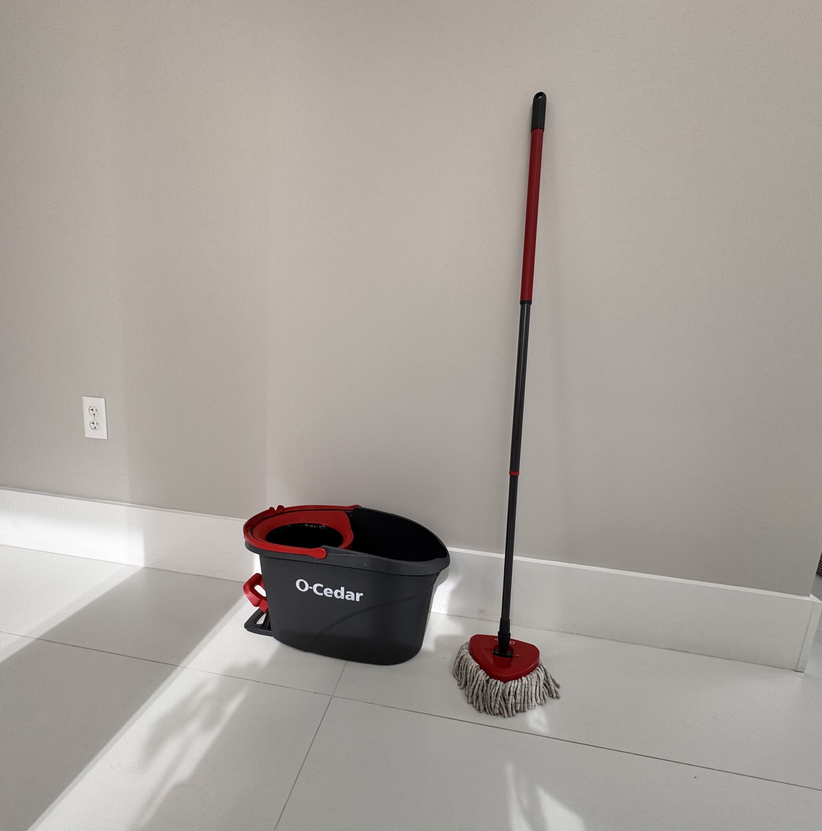 Watch O-Cedar Microfiber Spin Mop and Bucket on Amazon Live