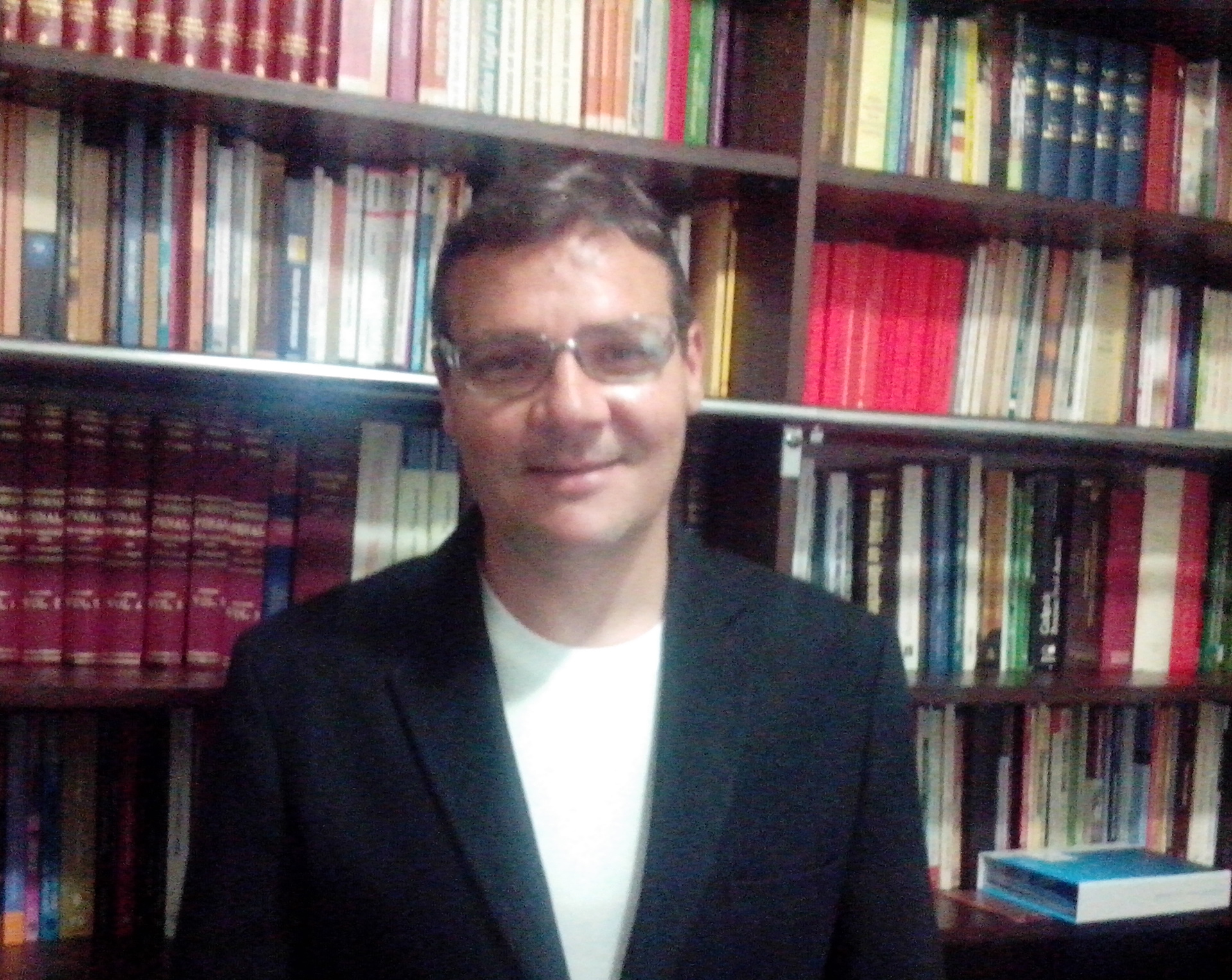 Antonio Carlos Santoro Filho books, biography, latest