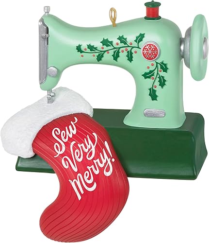 Hallmark Keepsake Adorno de Navidad para máquina de coser 2023, "Sew Very Merry!" Regalo para edredones, artesanos, abuela, mamá