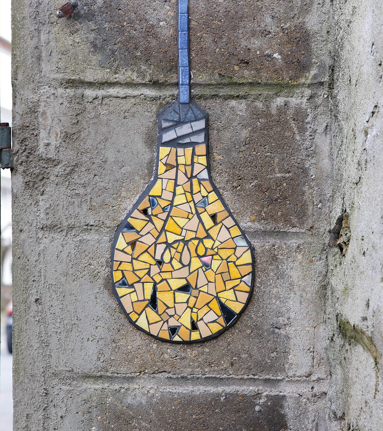 Beginner's Guide to Making Mosaics: 16 Easy-to-Make Projects for Any Space (Fox Chapel Publishing) Creative Ideas for Mosaic Tiles with Step-by-Step Patterns and Designs for Home and Garden Decor - Image 3