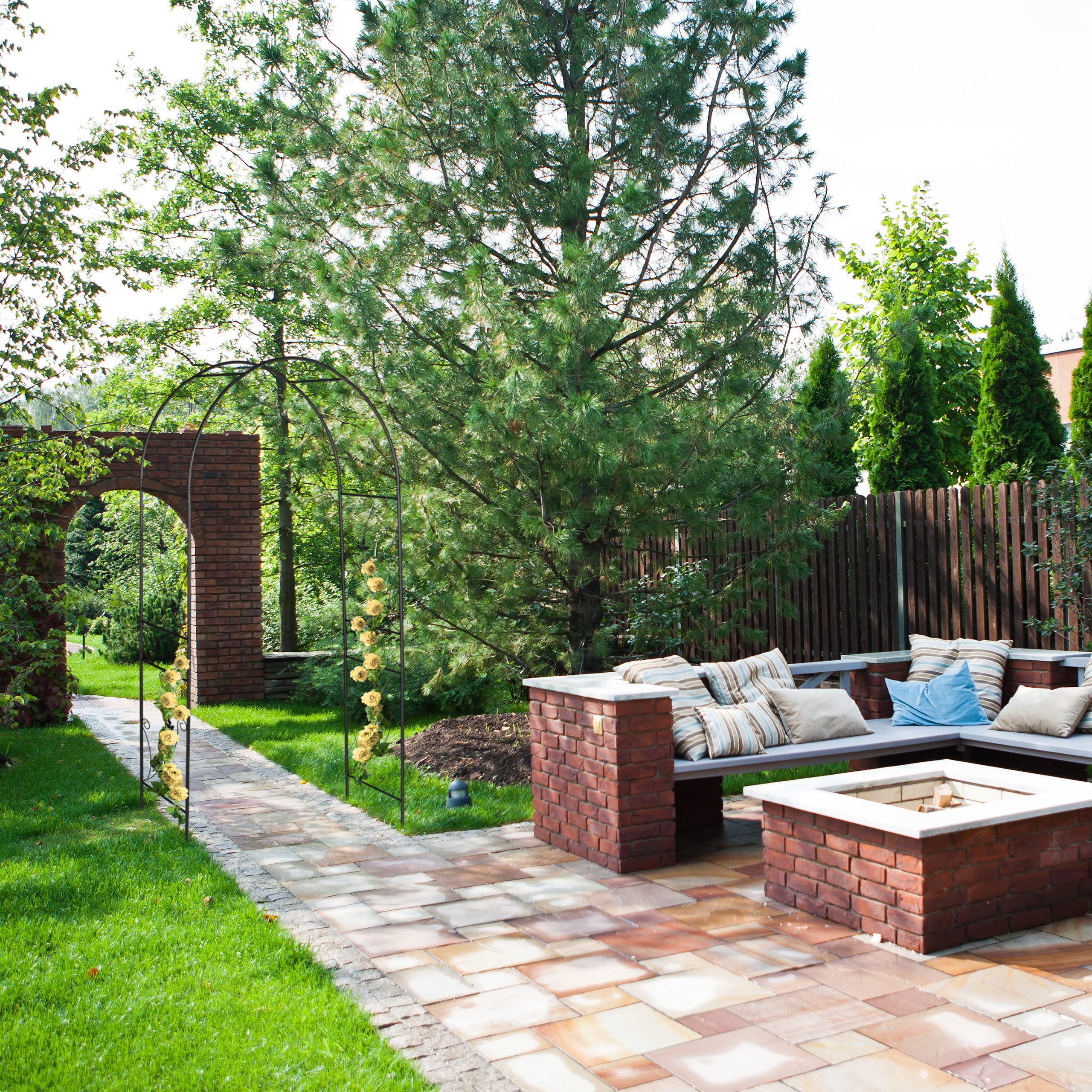 Relaxdays Arche à rosiers en métal, Portail Jardin, HxLxP : 227x114x37 cm, tuteur Solide pour Plantes grimpantes, Noir