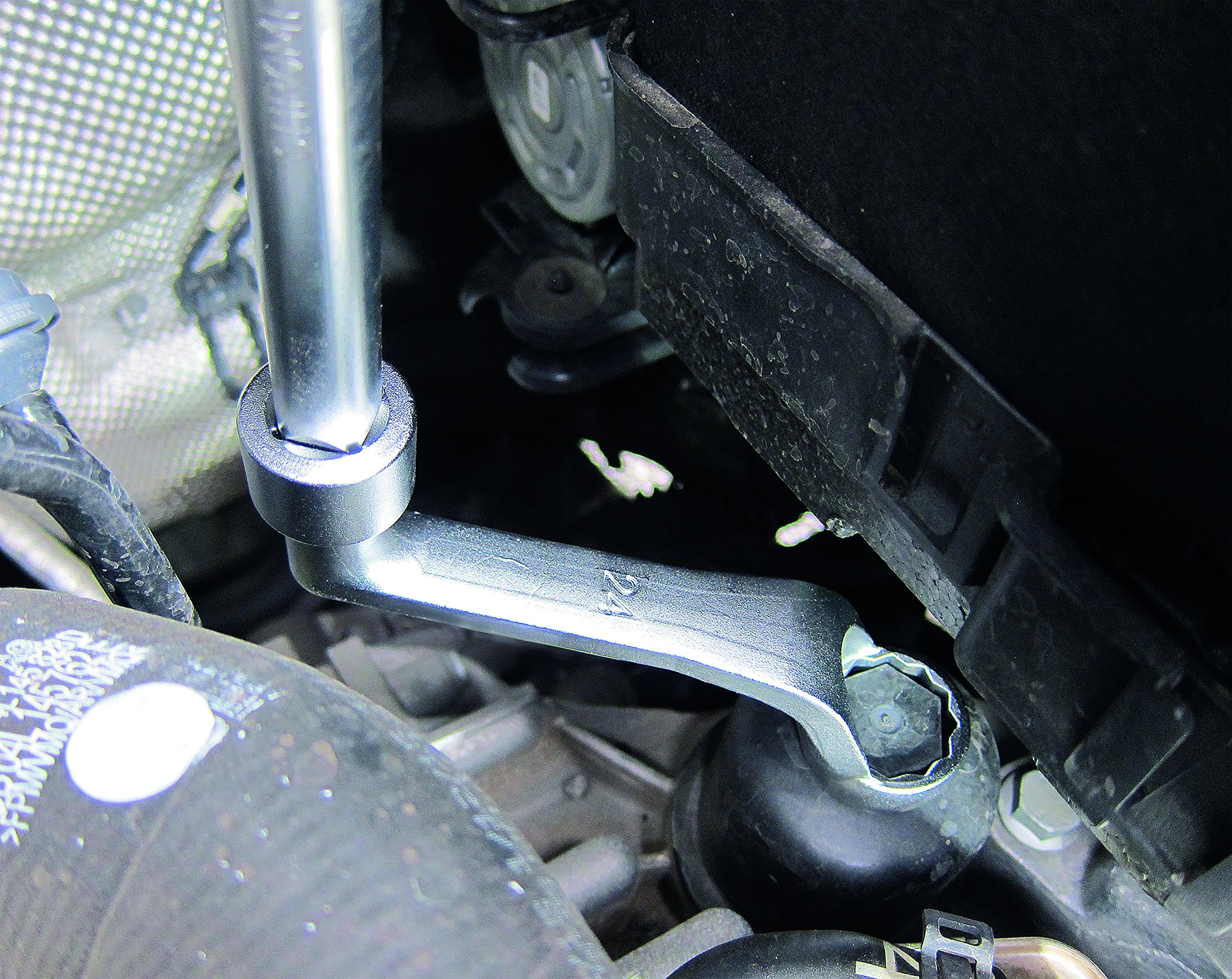 Oil Filter Wrench Universal 3 Jaw 2 1/2 To 4