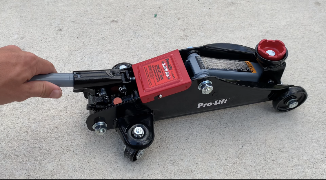 Watch Pro-LifT F-2315PE Grey Hydraulic Trolley Jack Car Lift on