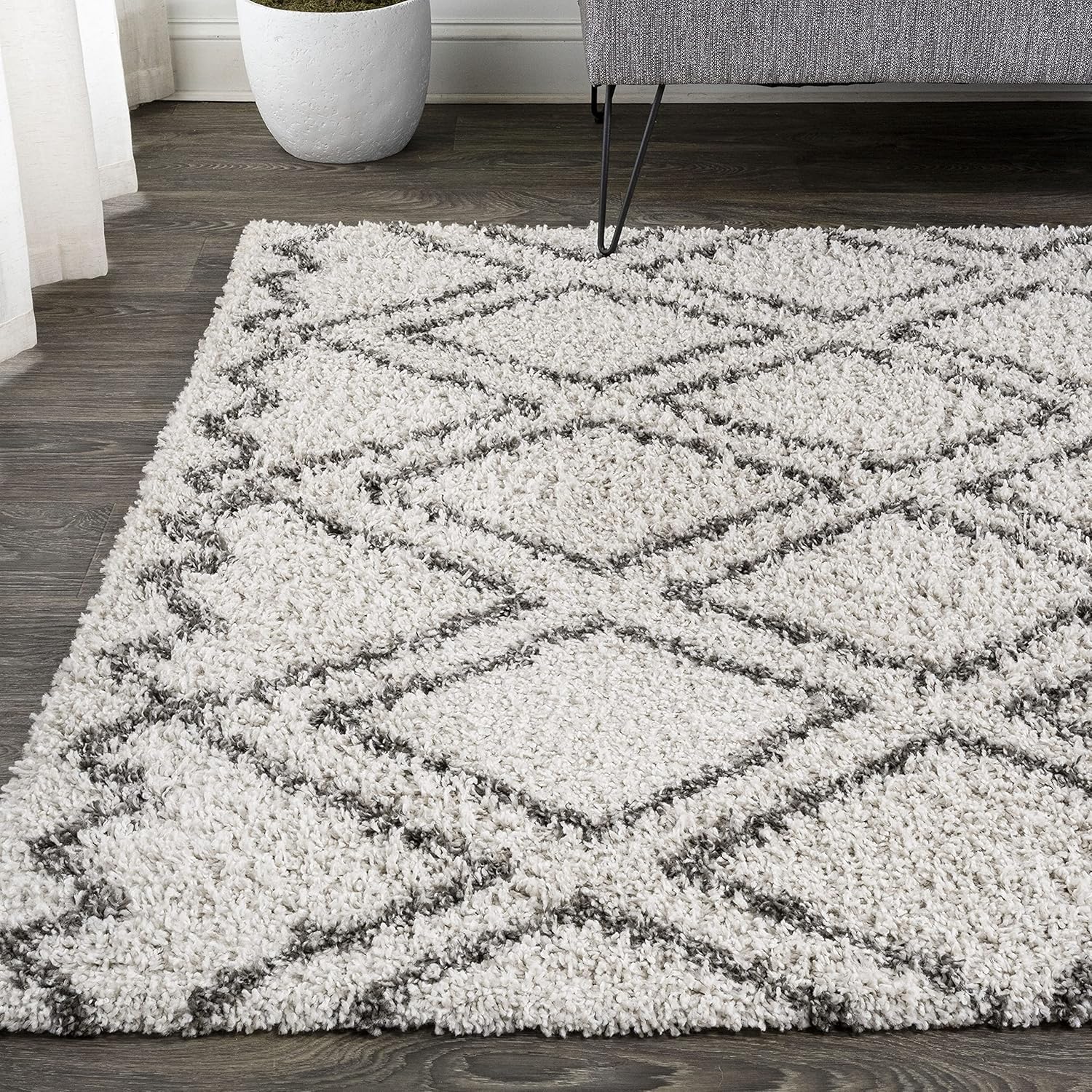 JONATHAN Y Diamond Trellis Shag Beige/Dark Gray Indoor Area Rug 4X6 ft, Soller for Living Room, Bedroom, Kitchen, Office, Easy-Cleaning, High Traffic, Pet-Friendly, Non-Shedding SHG103A-4