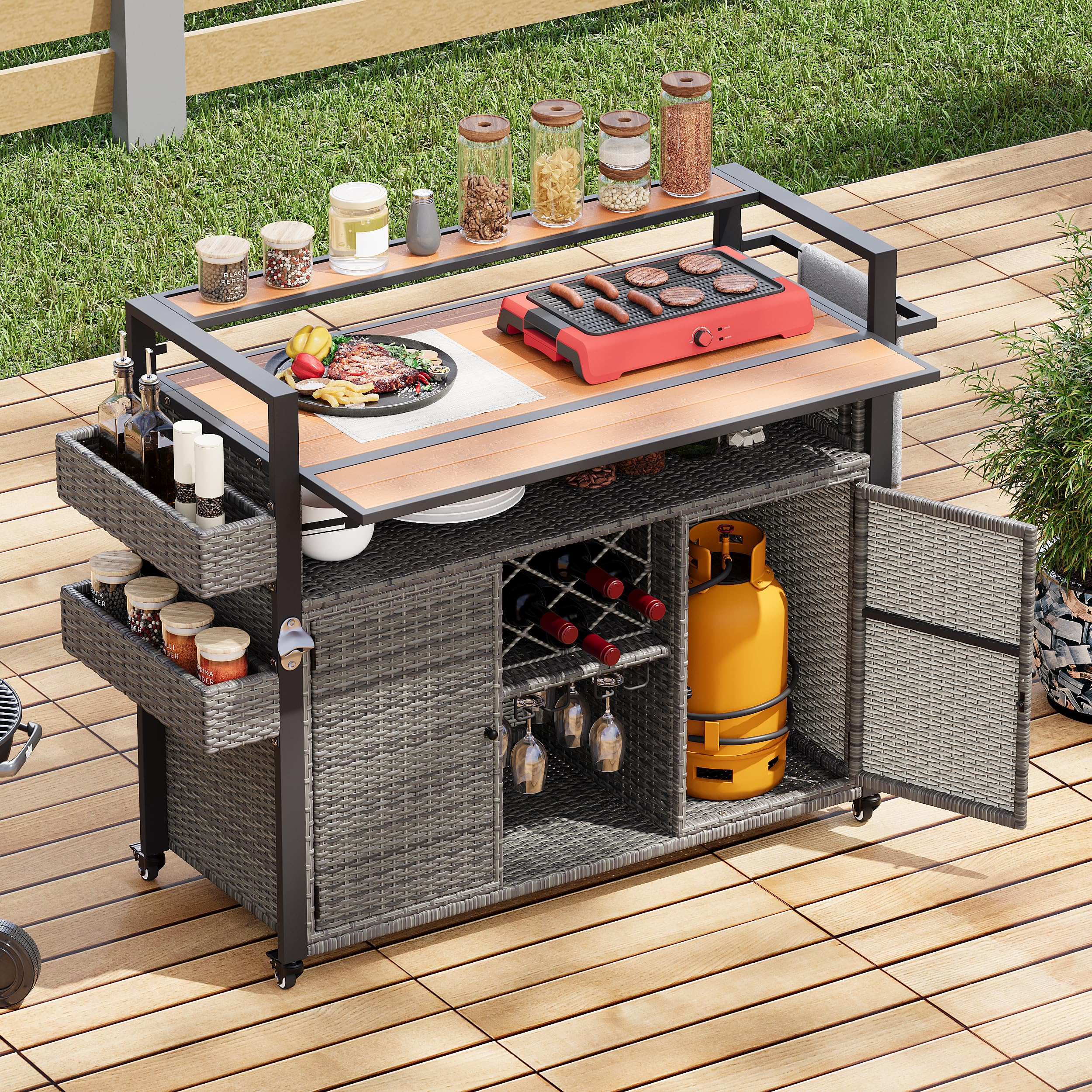 ARIKHA、Kichen-boardEggplant and Lemon ARIKHA、Kichen-boardEggplant and Lemon A Modern Kitchen