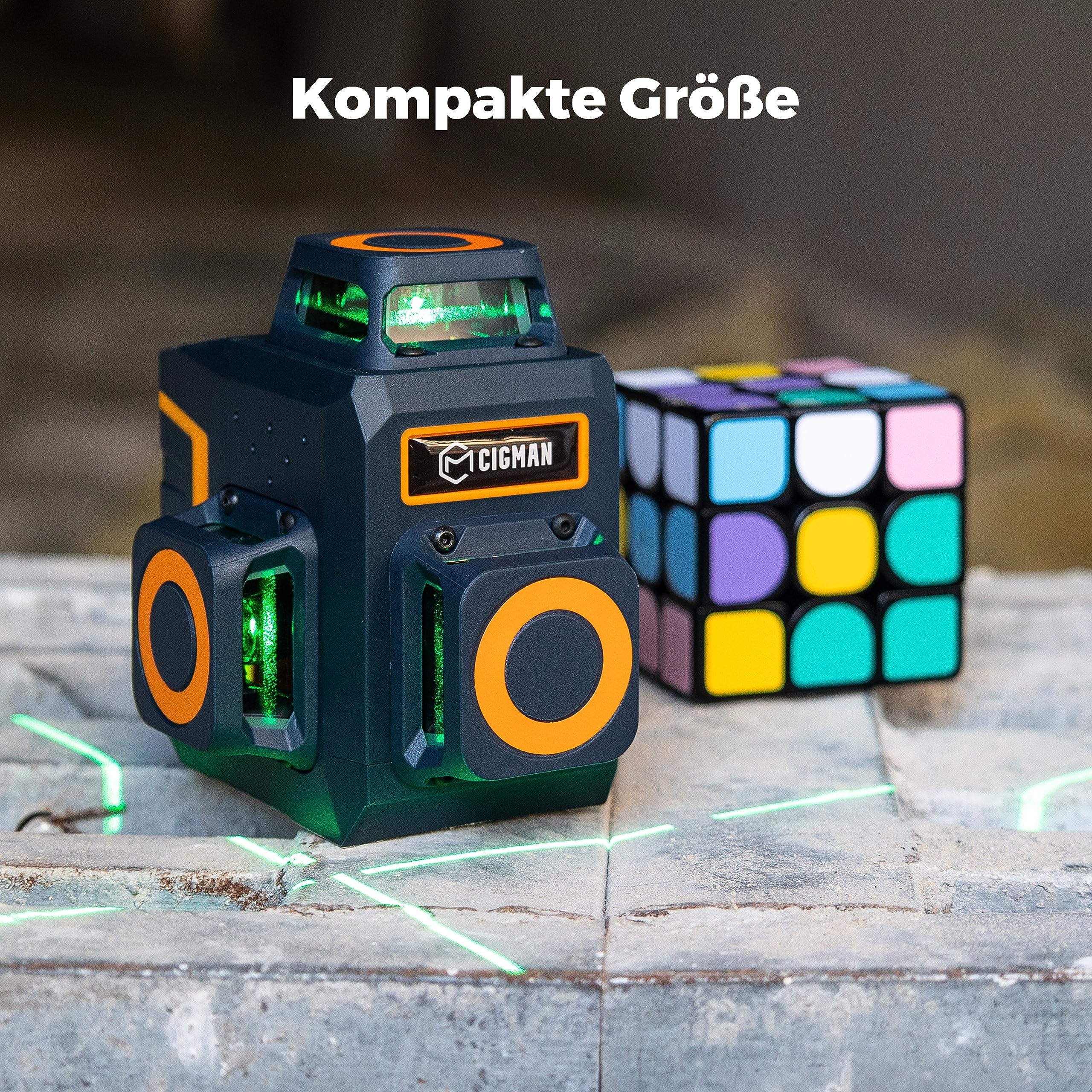 CIGMAN Kreuzlinienlaser Grün 3 x 360 Grad Laser Wasserwaage Nivellierlaser mit wiederaufladbarer Lithiumbatterie und Fernbedienung, einstellbare Helligkeit zum Energiesparen, CM701SE