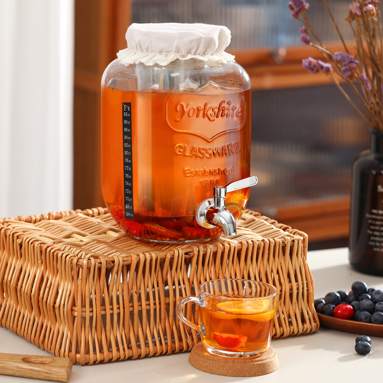 Amazon.com: 1 Gallon Kombucha Starter Kit, Glass Kombucha Jar with Spigot  and Stainless Steel Mesh Filter Fermentation Kit for Home Brewed Kombucha  Bottles, Includes Test Strips, Measuring Cups, Cloth Top : Grocery