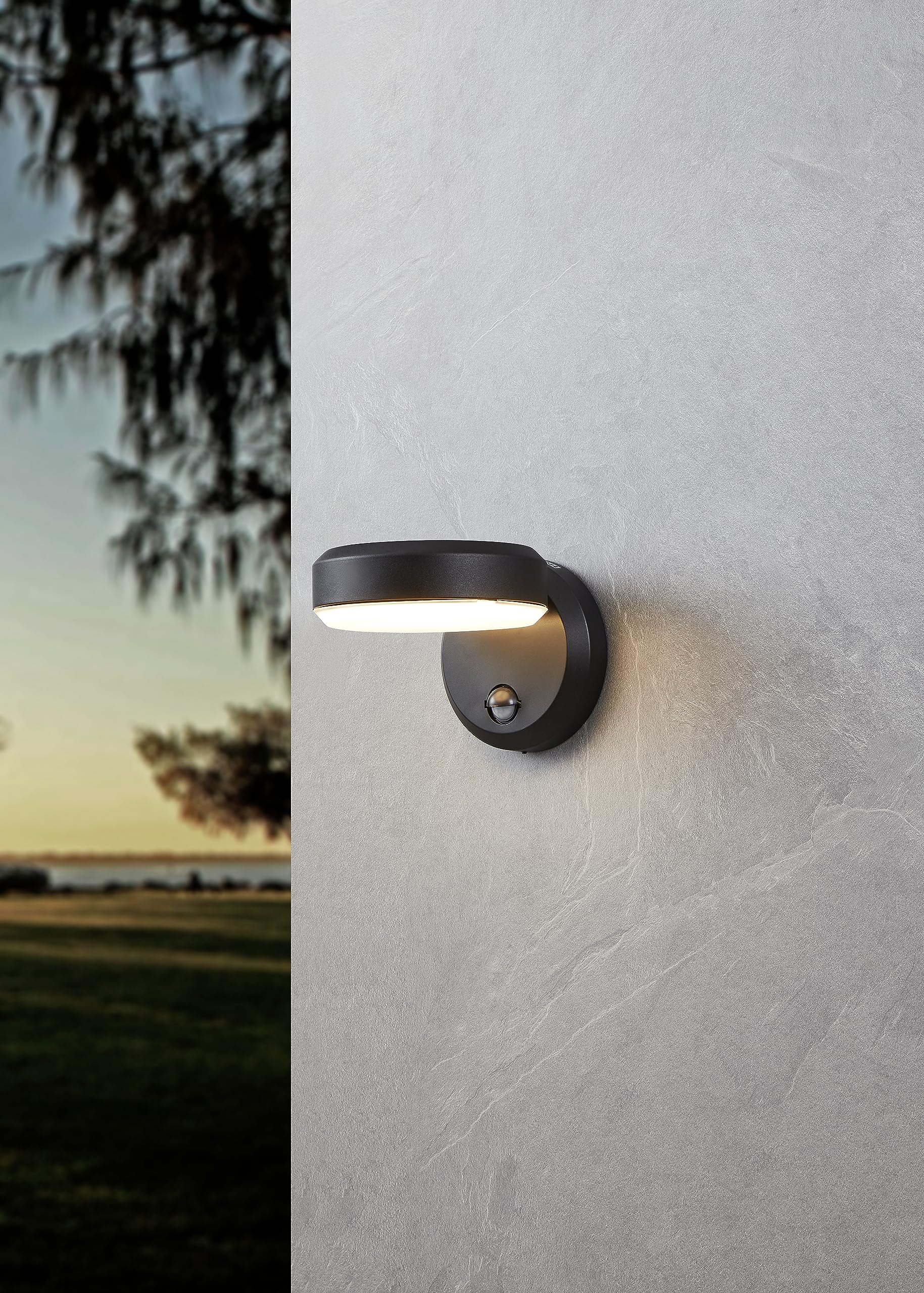 Eglo Applique Murale Extérieure LED Fornaci, Lampe De Façade Avec éclairage Vers Le Bas (downlight), Luminaire D'extérieur En Métal Noir Et Plastique Blanc, Blanc Chaud, IP54