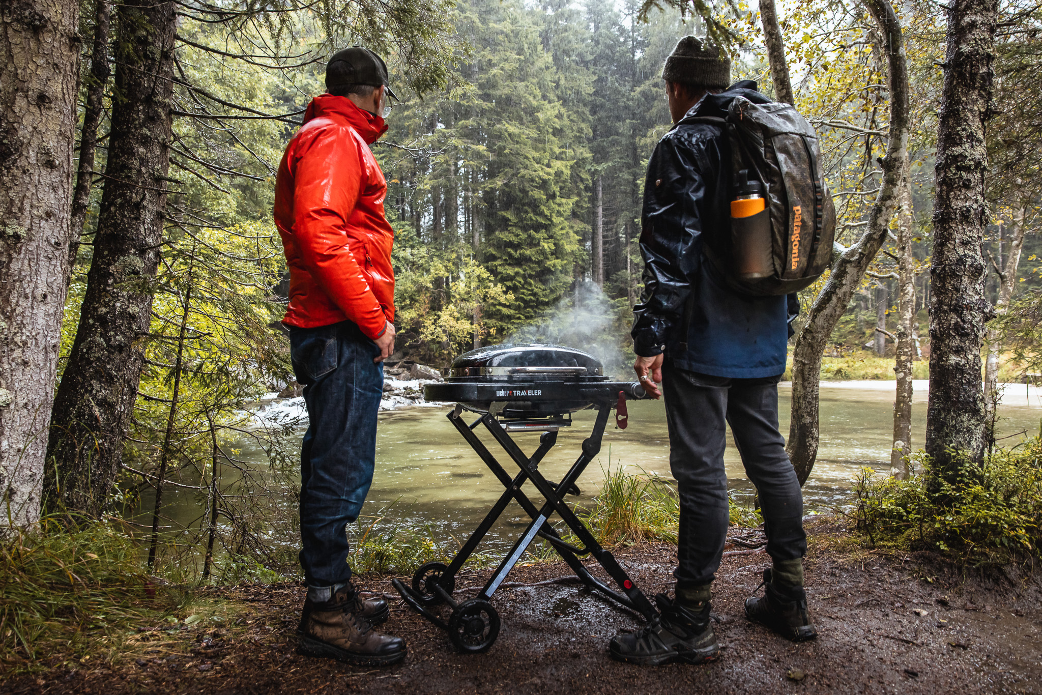 Weber Traveler Compact - Barbecue Gaz Portable 1 Brûleur - Noir - Idéal Pour Camping Et Voiture