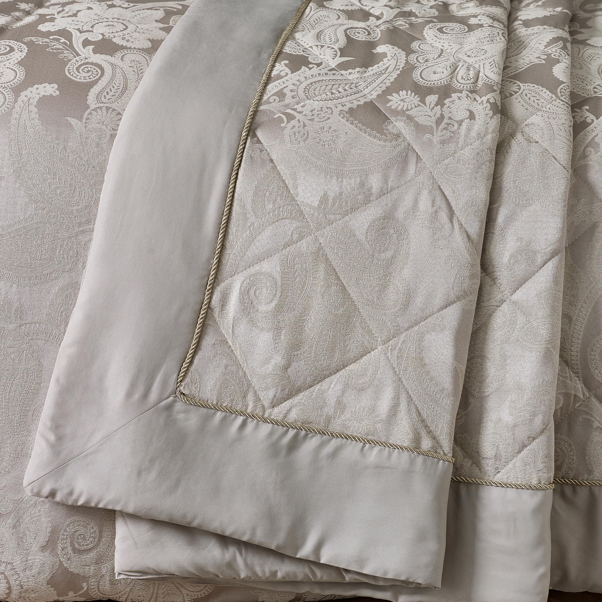 Catherine Lansfield  Gold Opulent Jacquard Bedspread in Size 240x260cm, Sports Direct