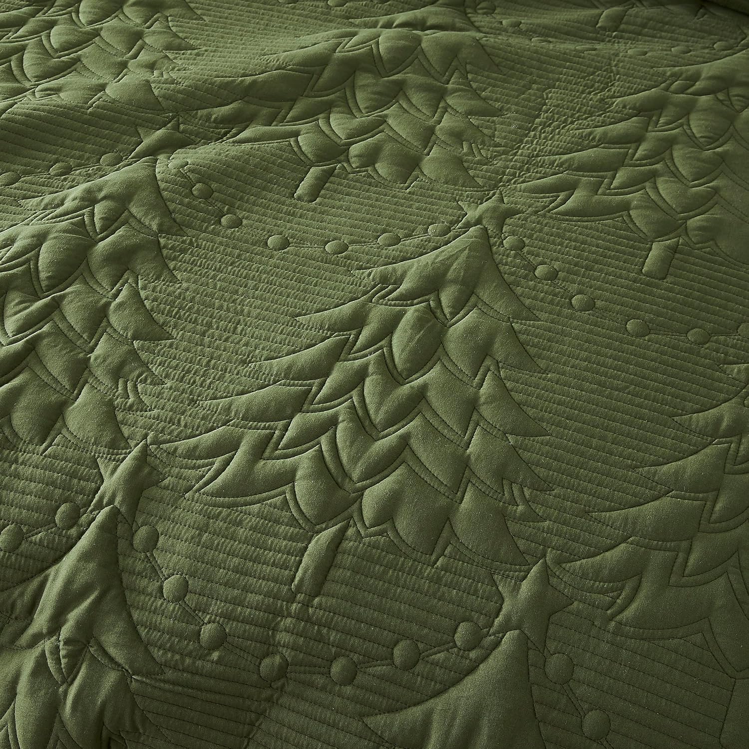 WDCOZY Olive Green Christmas Oversized California King Size Quilt Bedding Sets with Pillow Shams, Cal King Soft Lightweight Bedspread Coverlet, 3 Pieces, 118x106 inches - Image 4