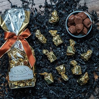 Bordeaux Gift Set 2 High Quality French Red Wines from Bordeaux with Gold Medal Award Dry 1 x Finest French Chocolate Truffle